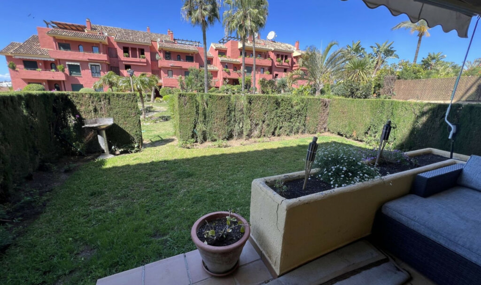 Resale - Apartment -
Bel Air