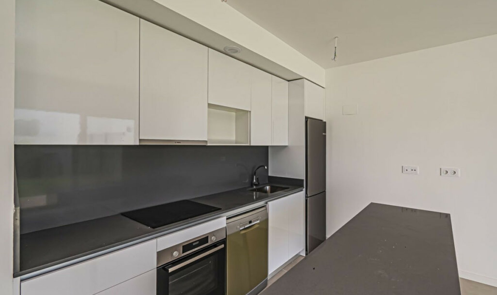 Resale - Apartment -
Bel Air