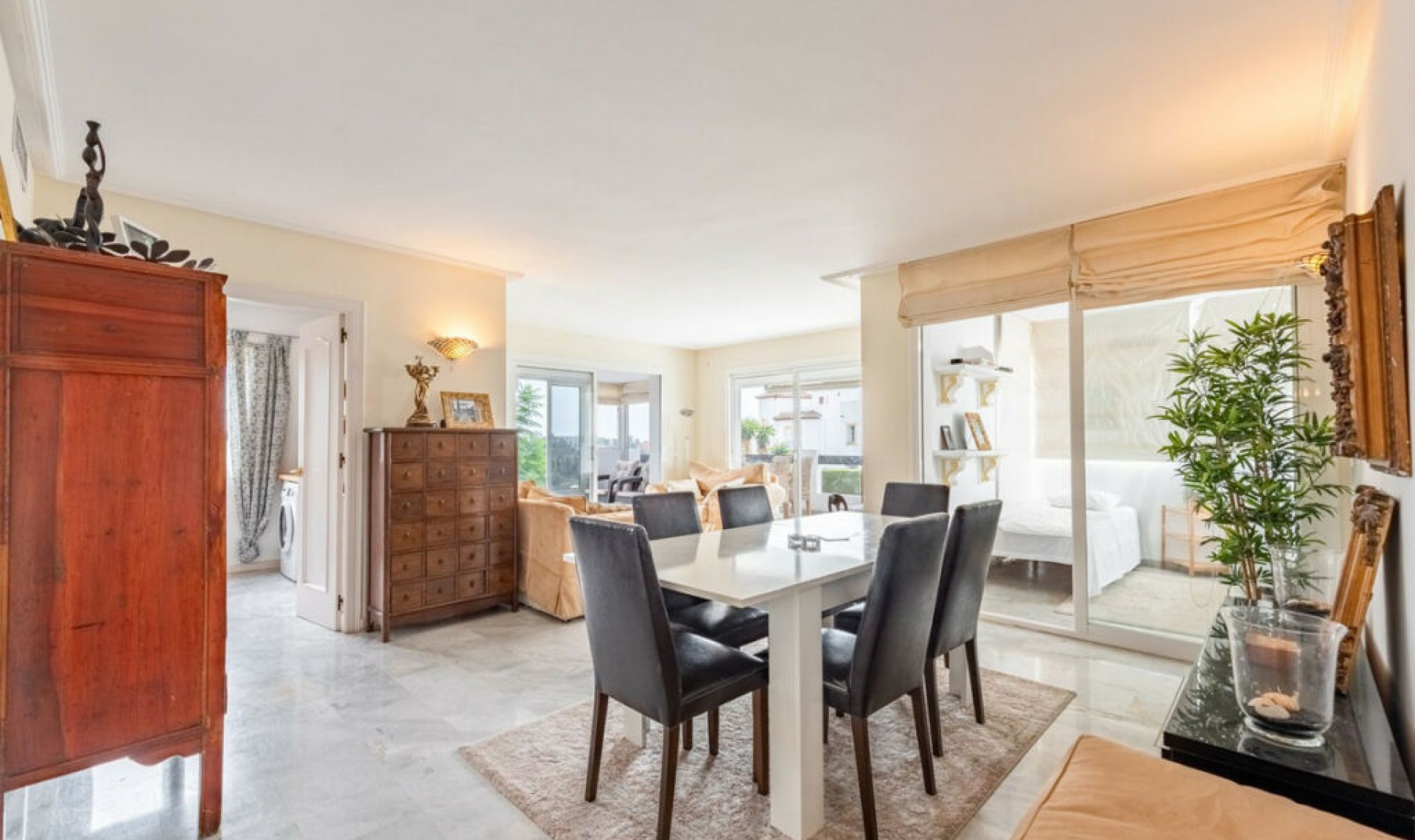 Resale - Apartment -
Bel Air