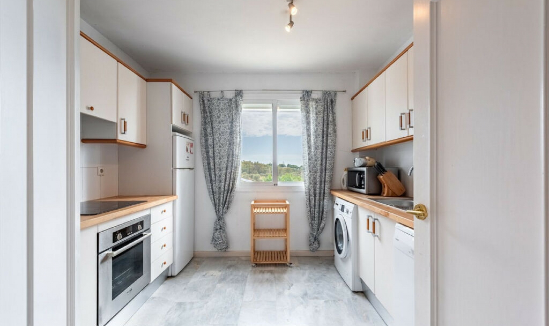 Resale - Apartment -
Bel Air