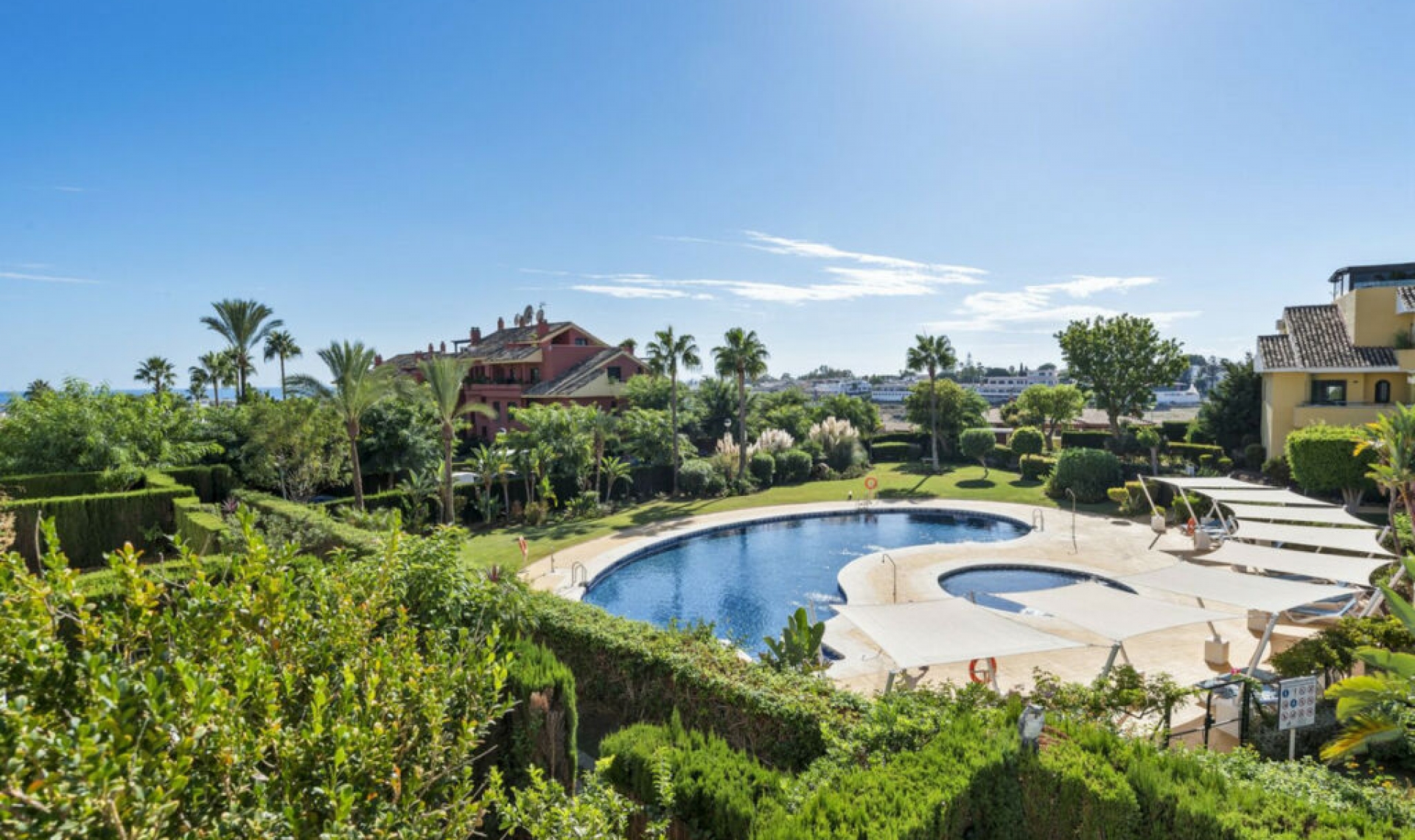 Resale - Apartment -
Bel Air