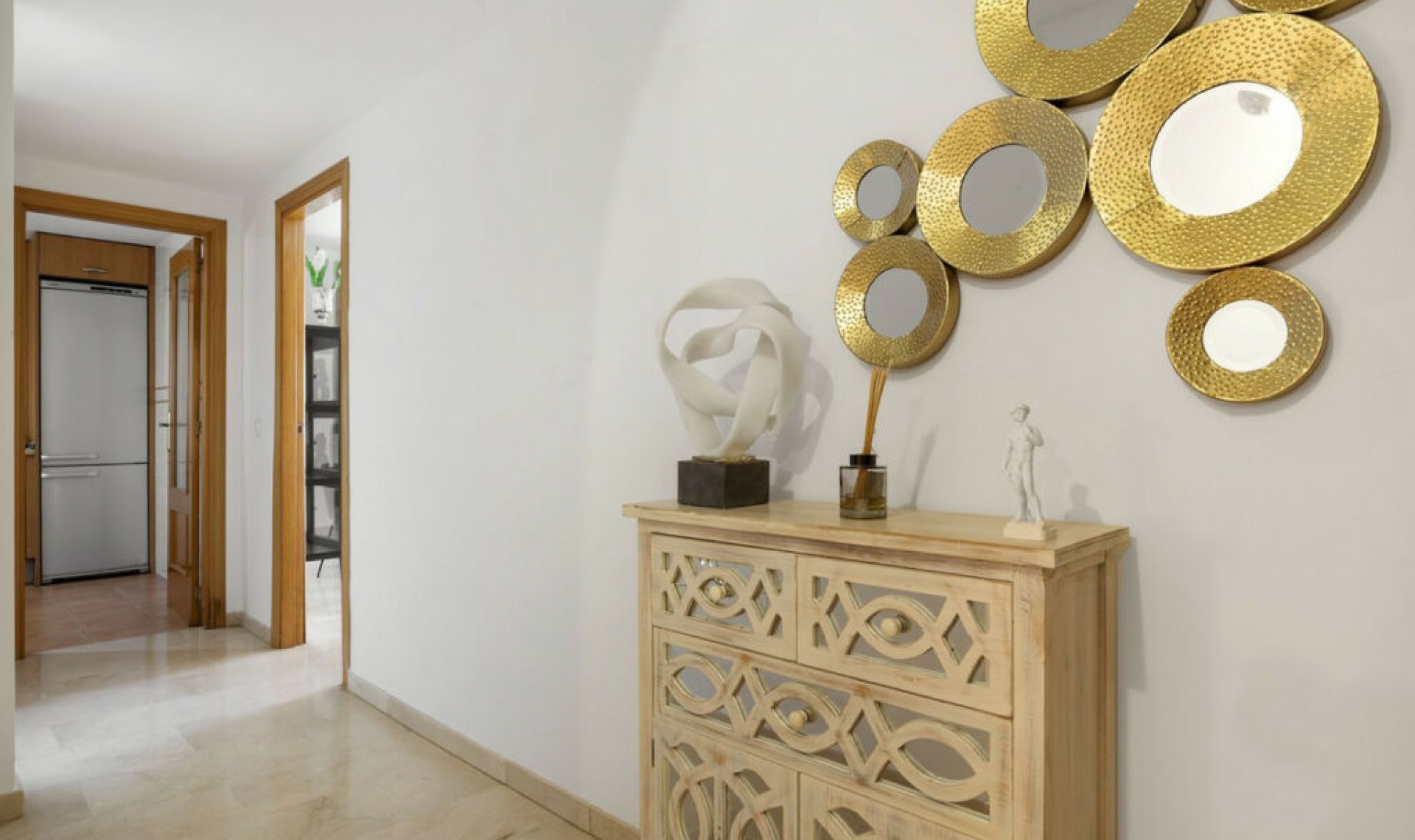 Resale - Apartment -
Bel Air