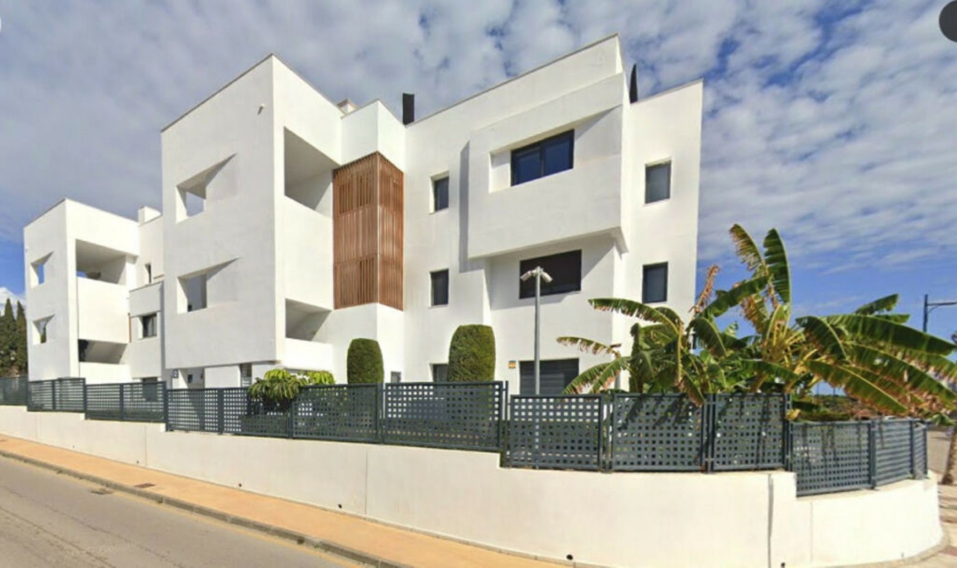 Resale - Apartment -
Bel Air