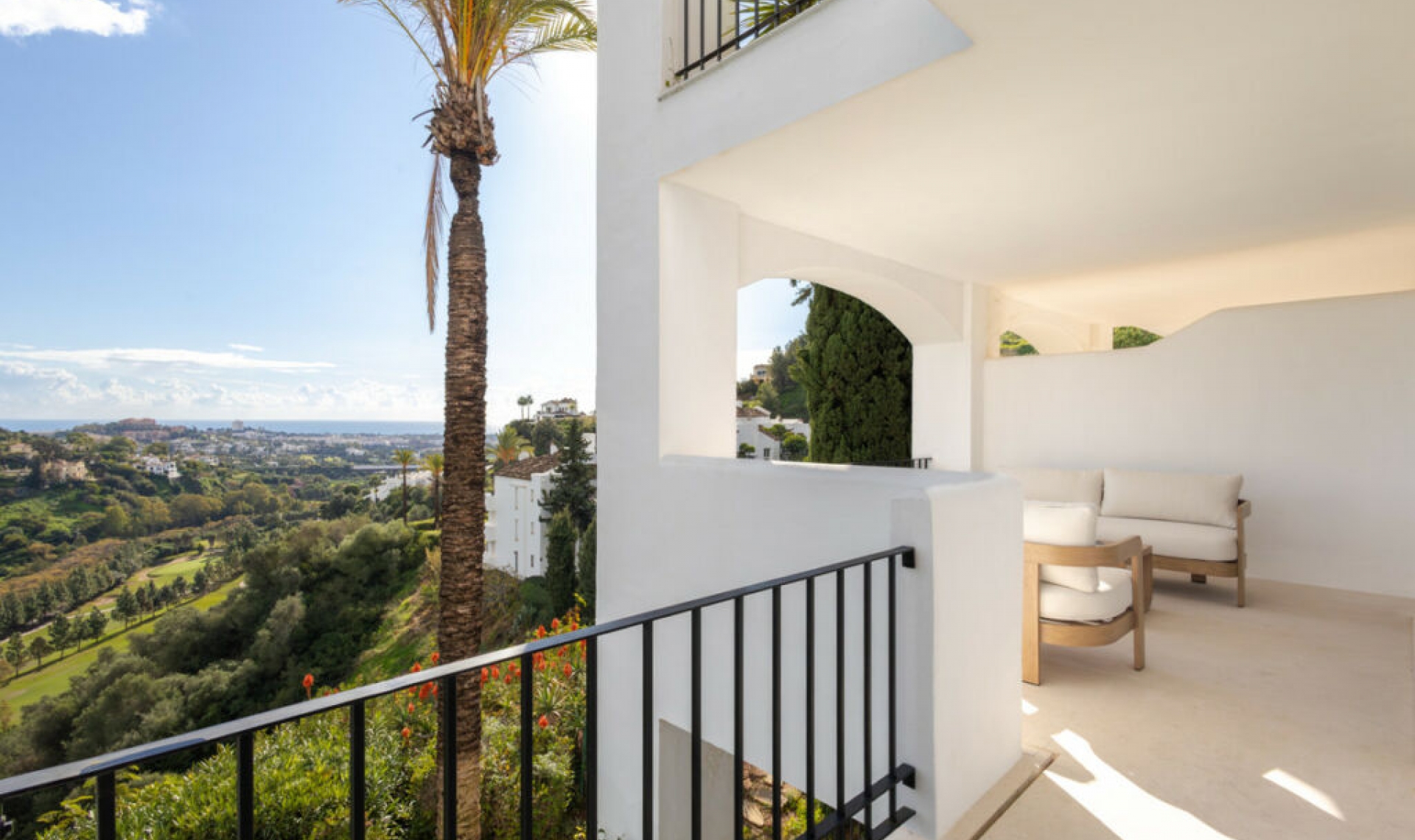 Resale - Apartment -
Benahavís