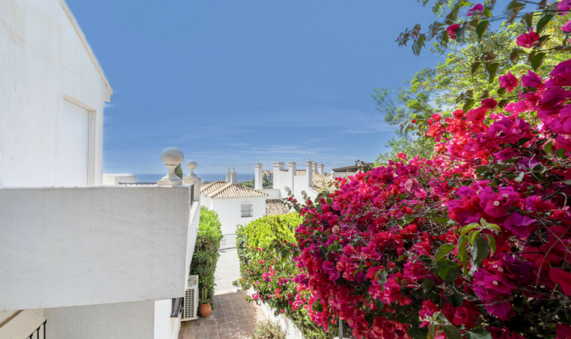 Resale - Apartment -
Benahavís