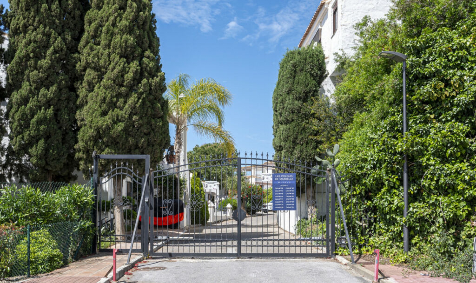 Resale - Apartment -
Benahavís