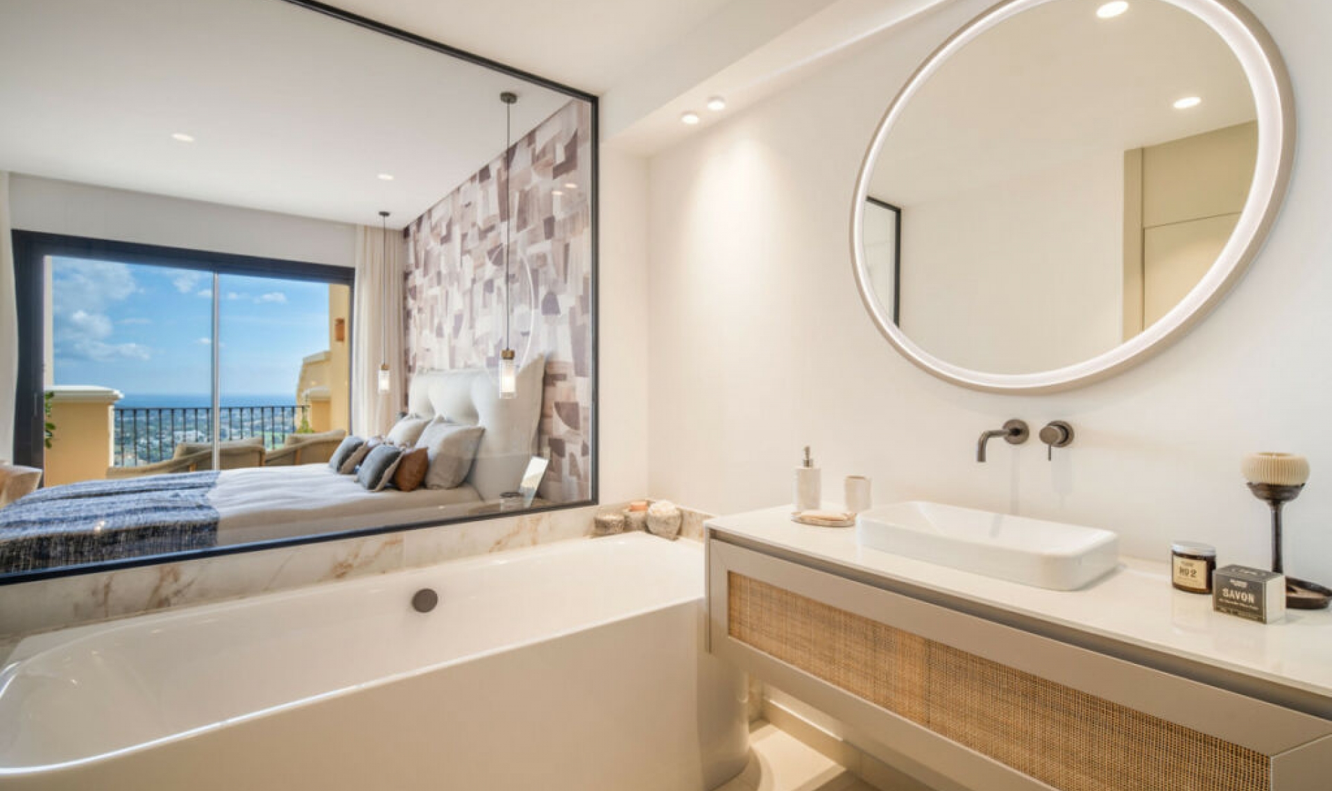 Resale - Apartment -
Benahavís