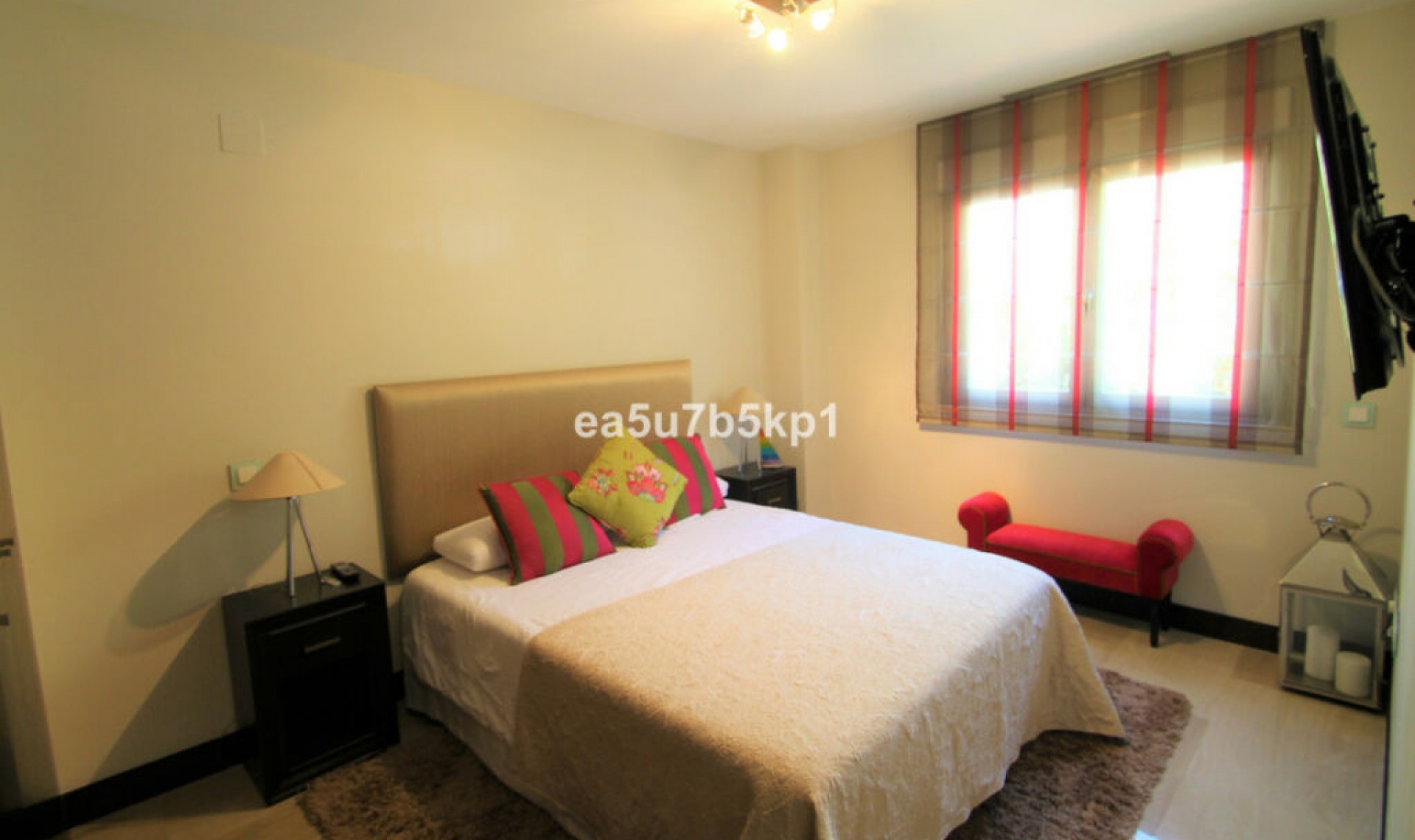 Resale - Apartment -
Benahavís