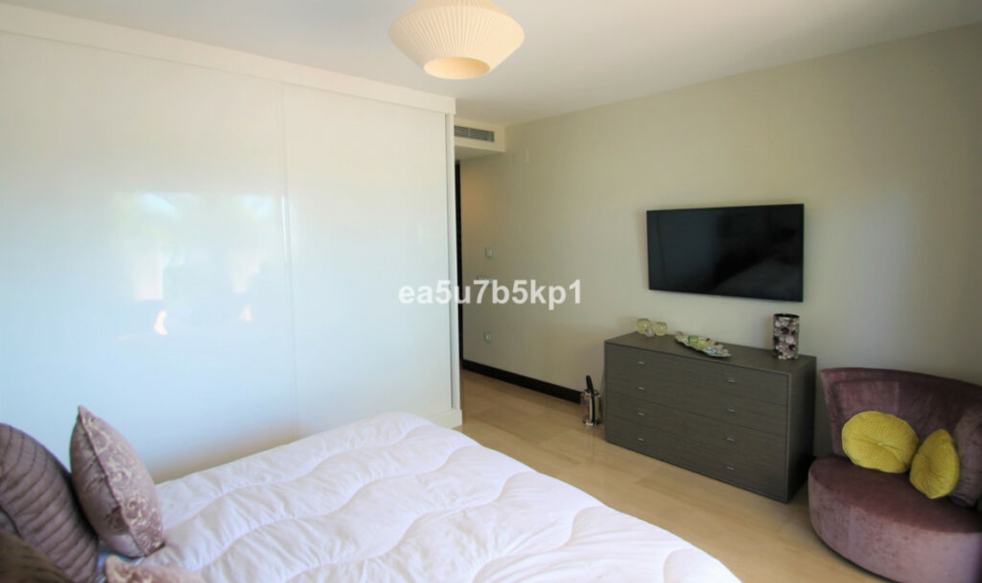 Resale - Apartment -
Benahavís