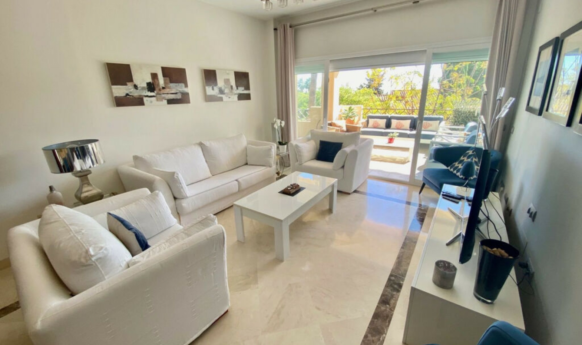 Resale - Apartment -
Benahavís