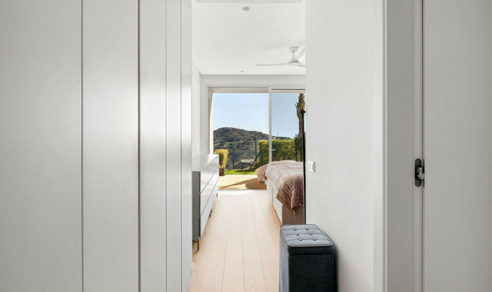 Resale - Apartment -
Benahavís