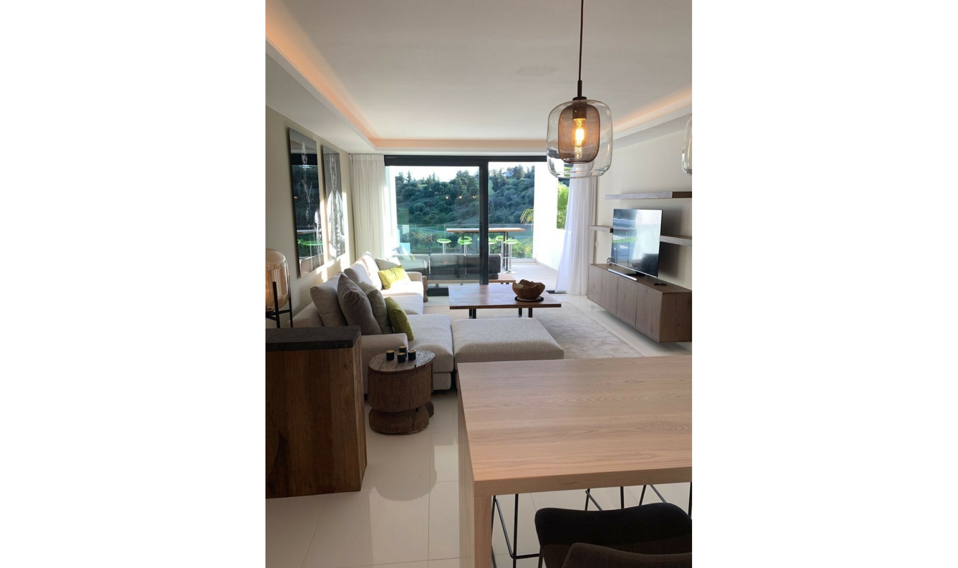 Resale - Apartment -
Benahavís