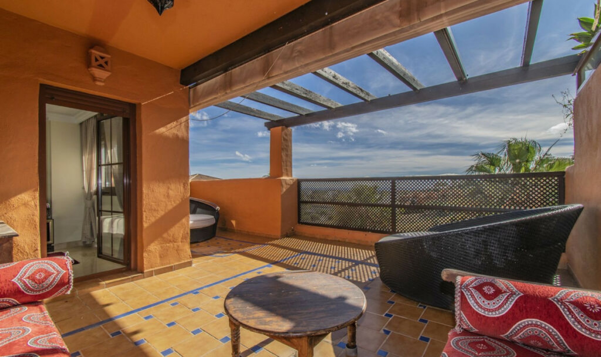 Resale - Apartment -
Benahavís