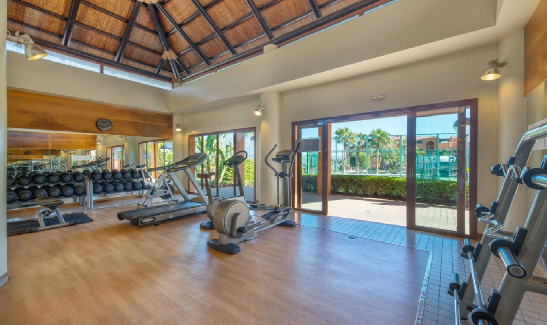 Resale - Apartment -
Benahavís