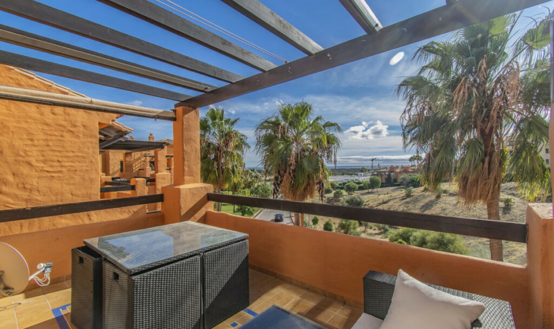Resale - Apartment -
Benahavís