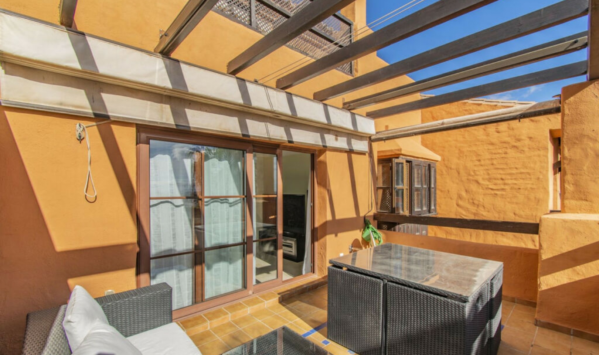 Resale - Apartment -
Benahavís