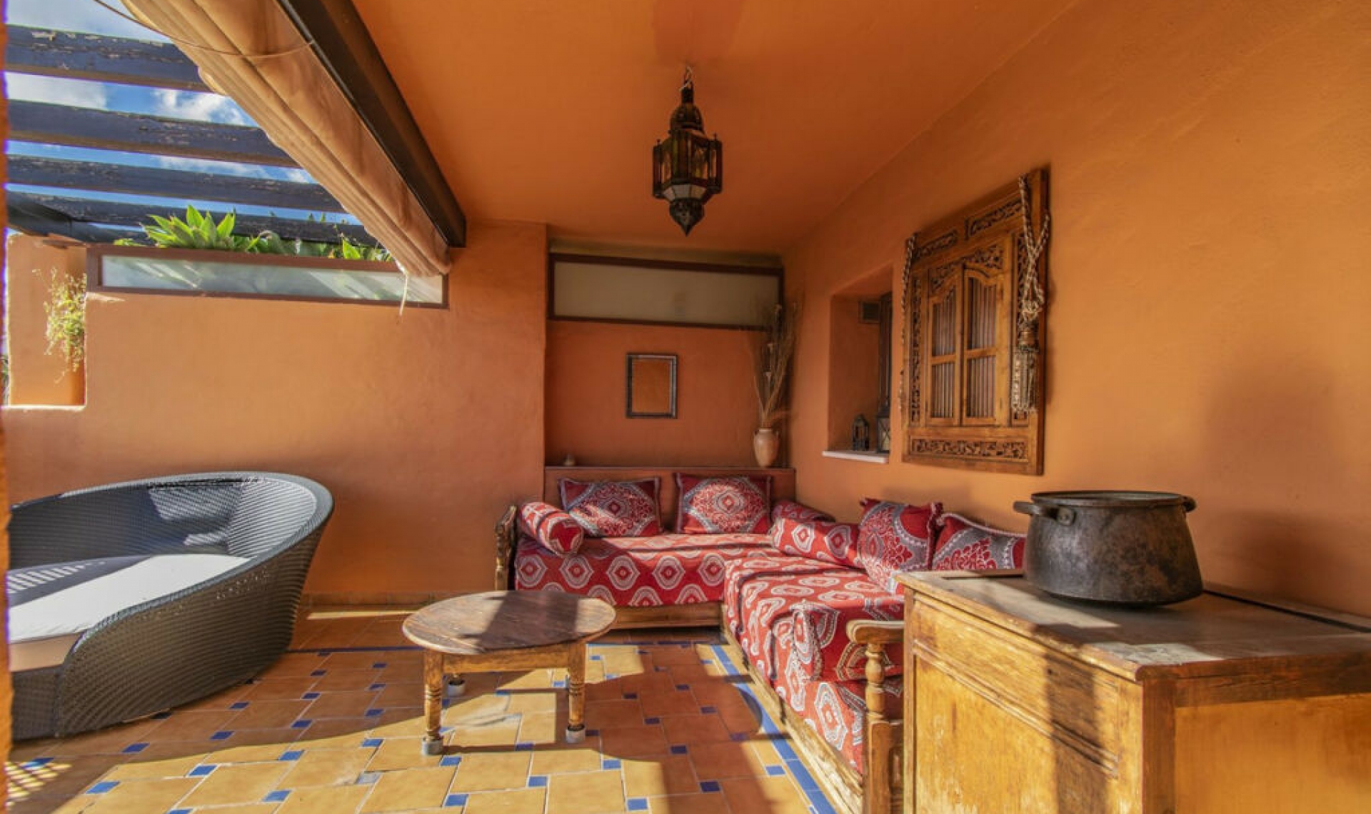Resale - Apartment -
Benahavís
