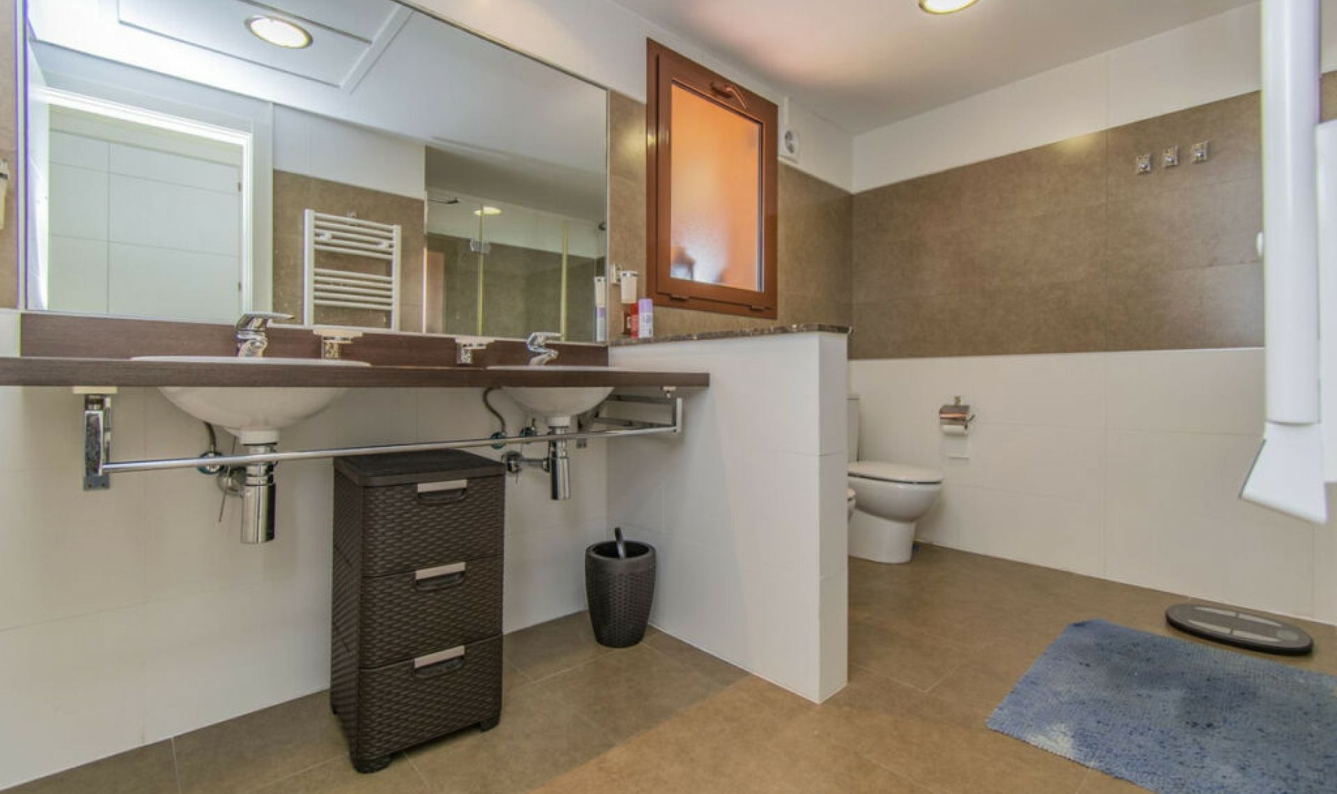 Resale - Apartment -
Benahavís