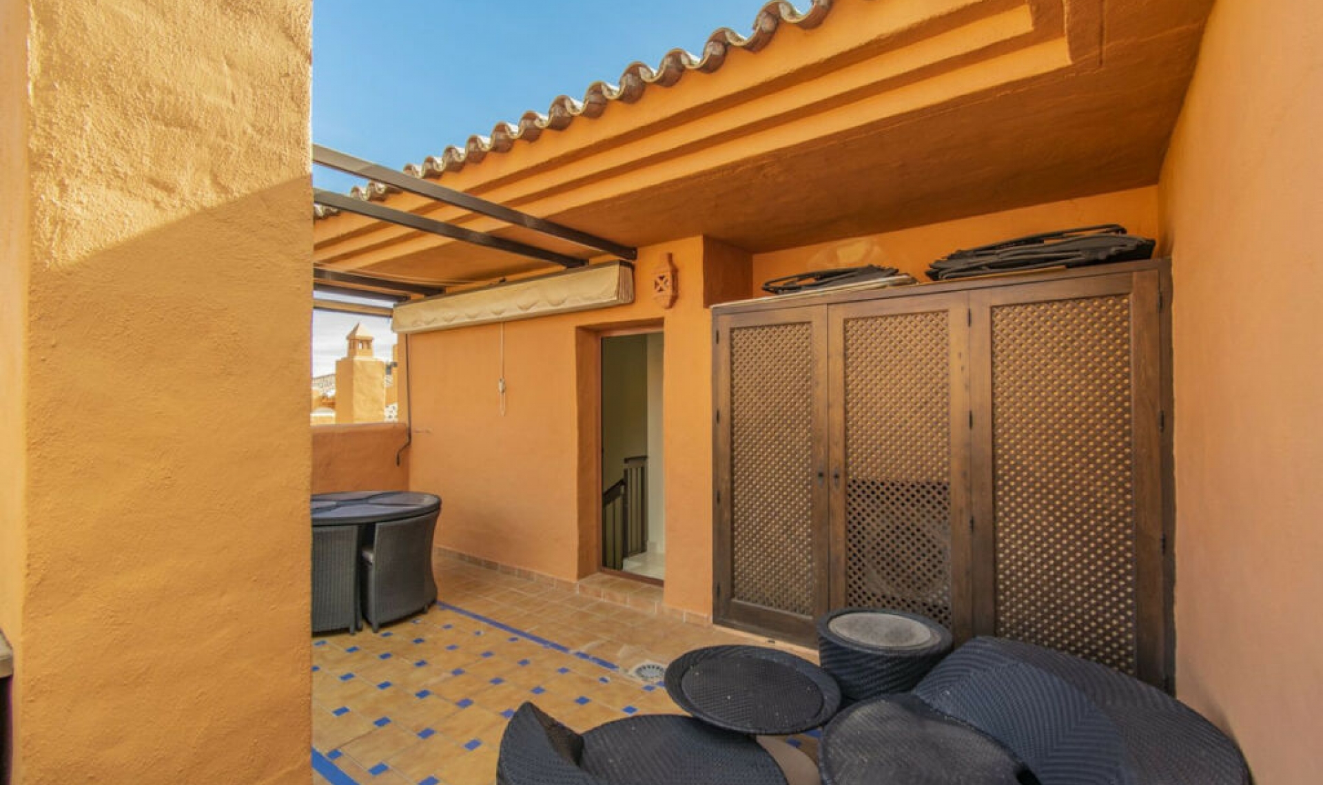 Resale - Apartment -
Benahavís