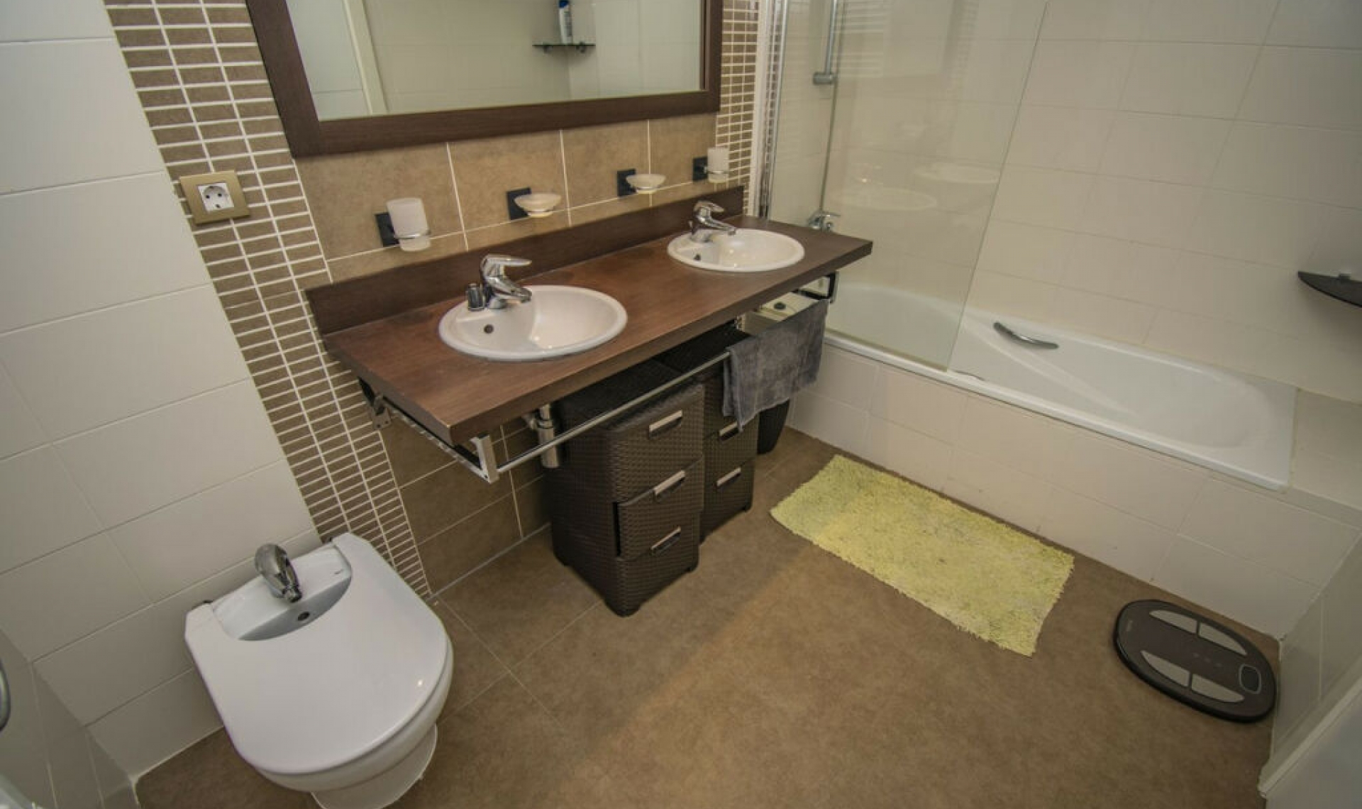 Resale - Apartment -
Benahavís