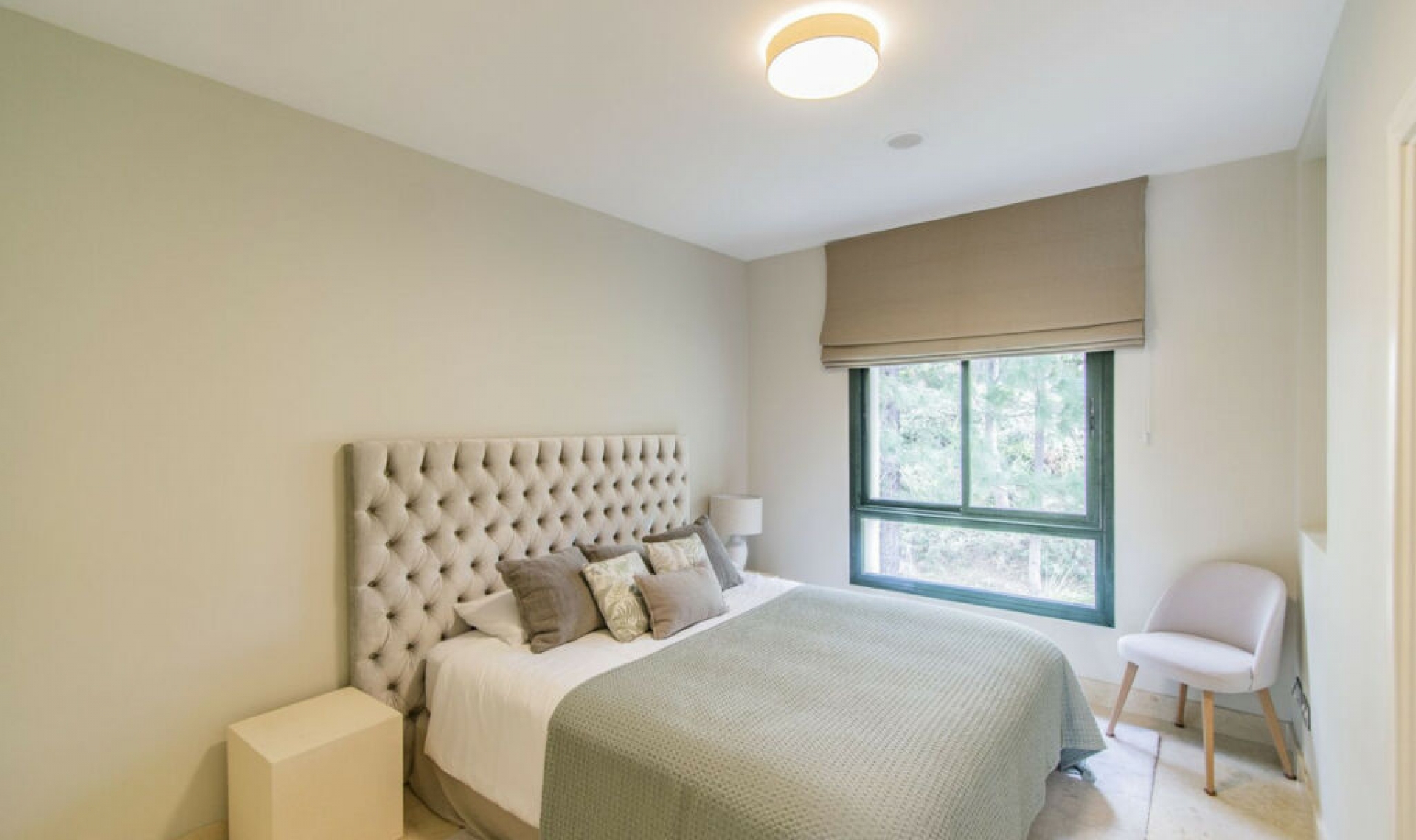 Resale - Apartment -
Benahavís