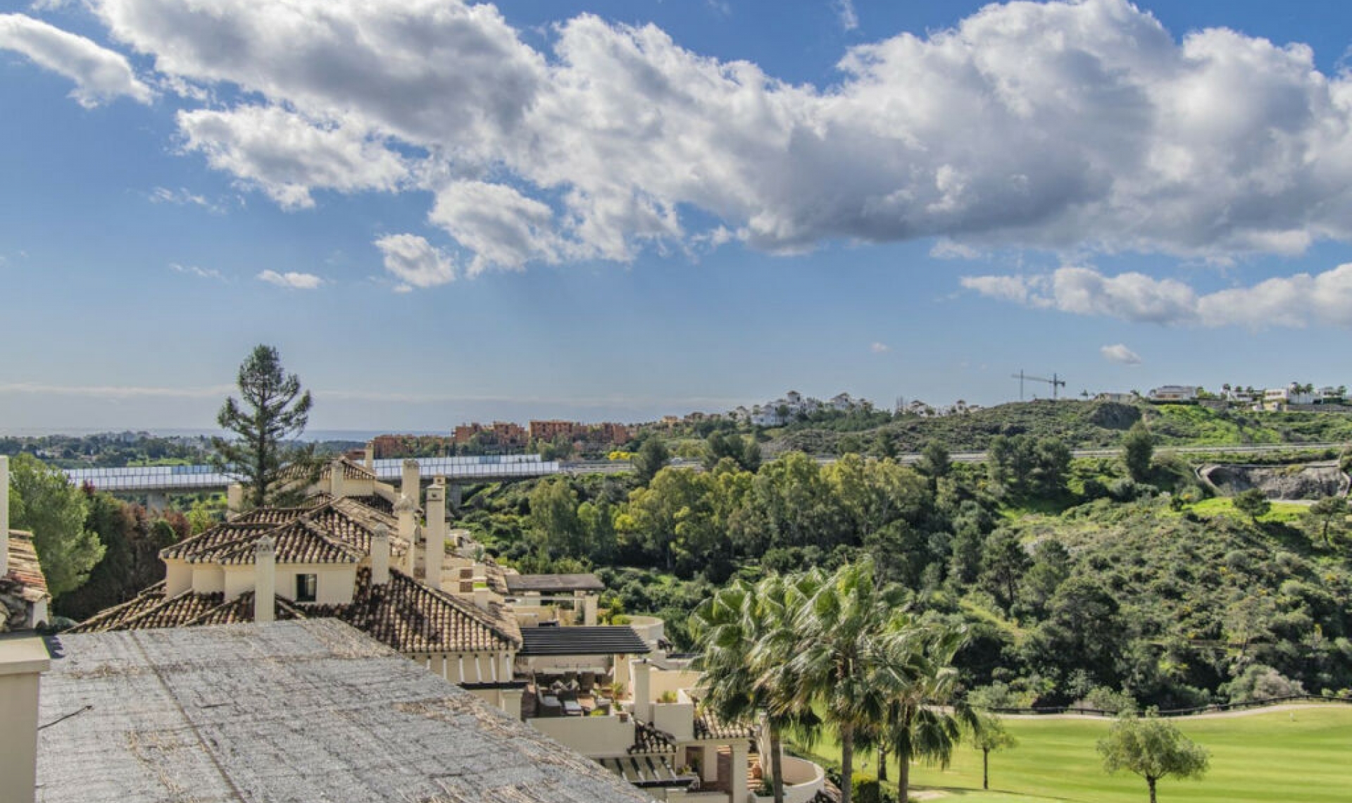 Resale - Apartment -
Benahavís