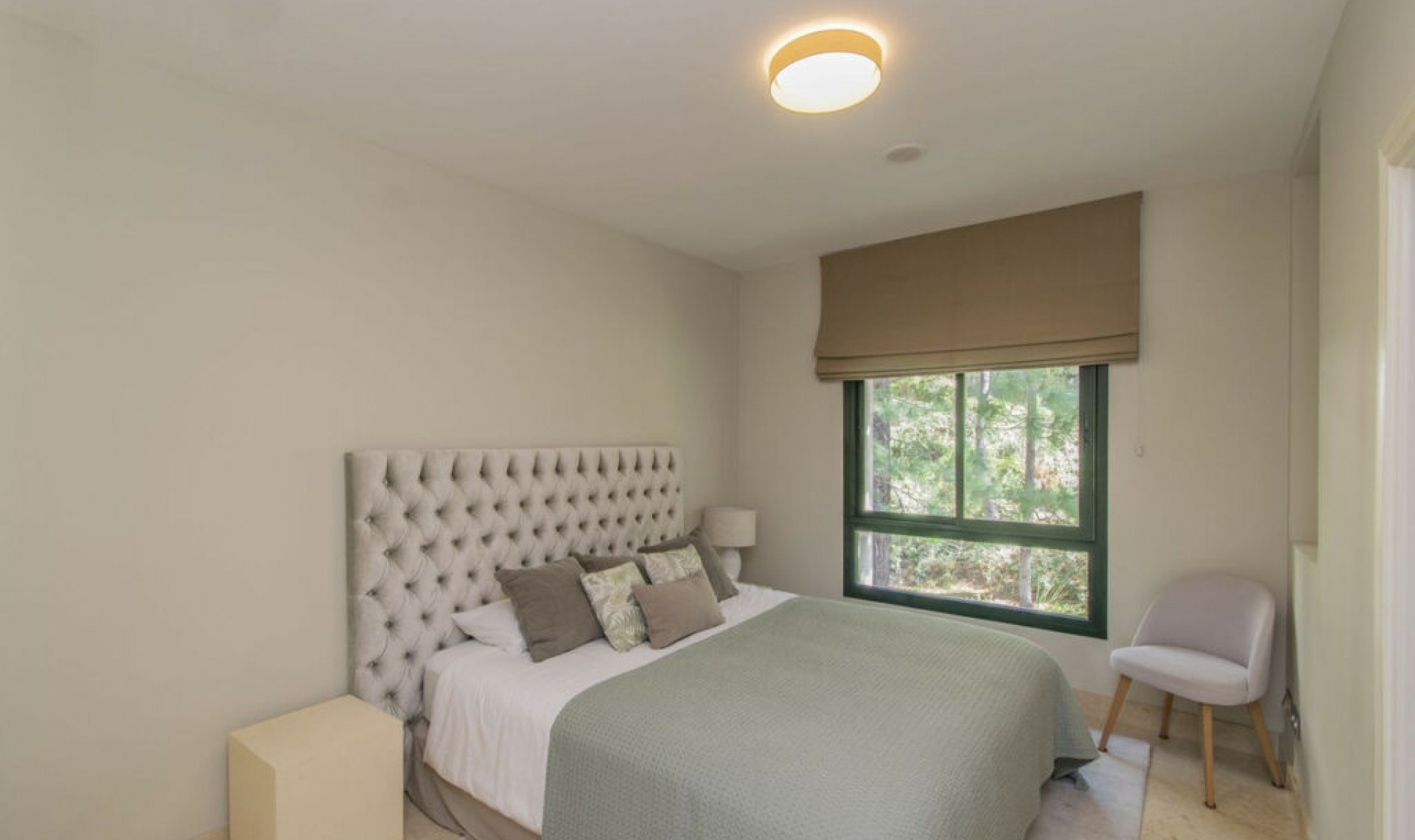 Resale - Apartment -
Benahavís