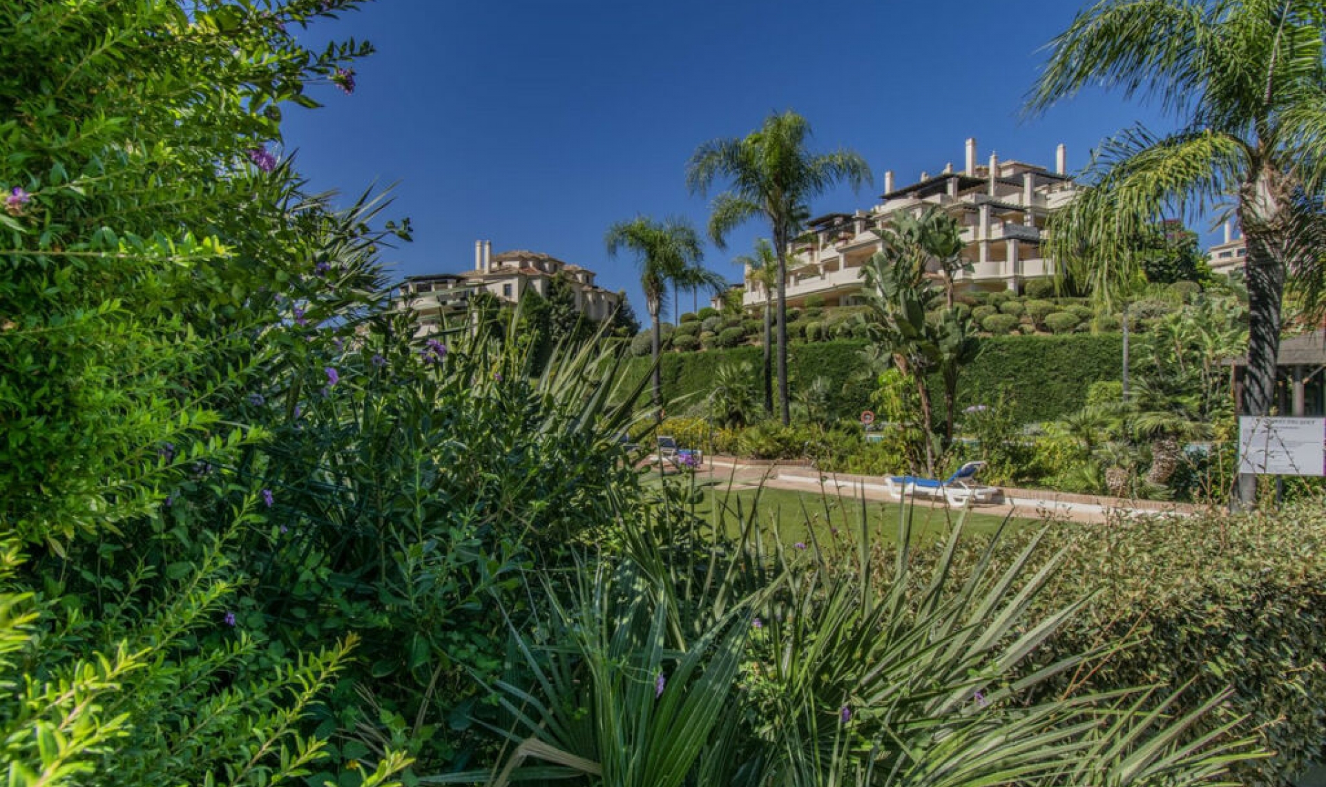Resale - Apartment -
Benahavís
