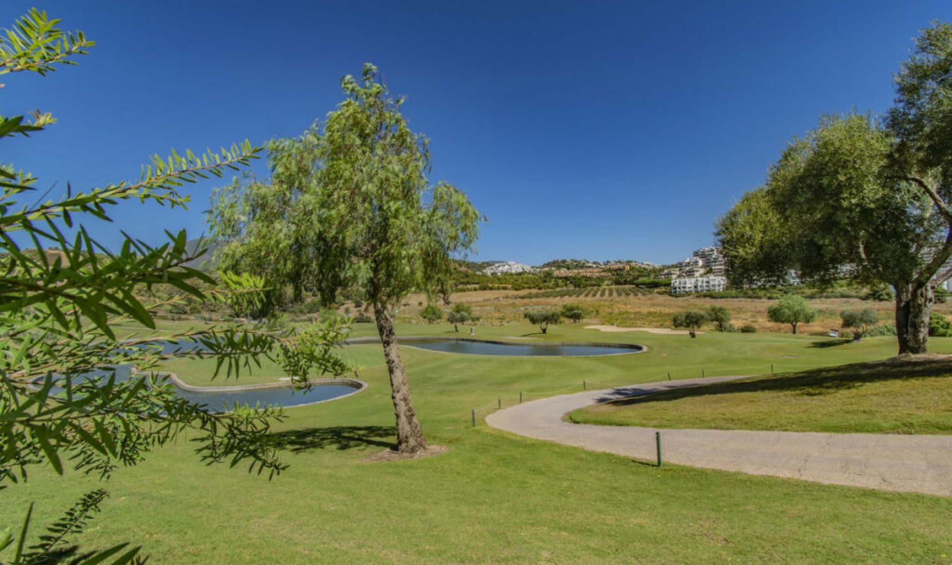 Resale - Apartment -
Benahavís