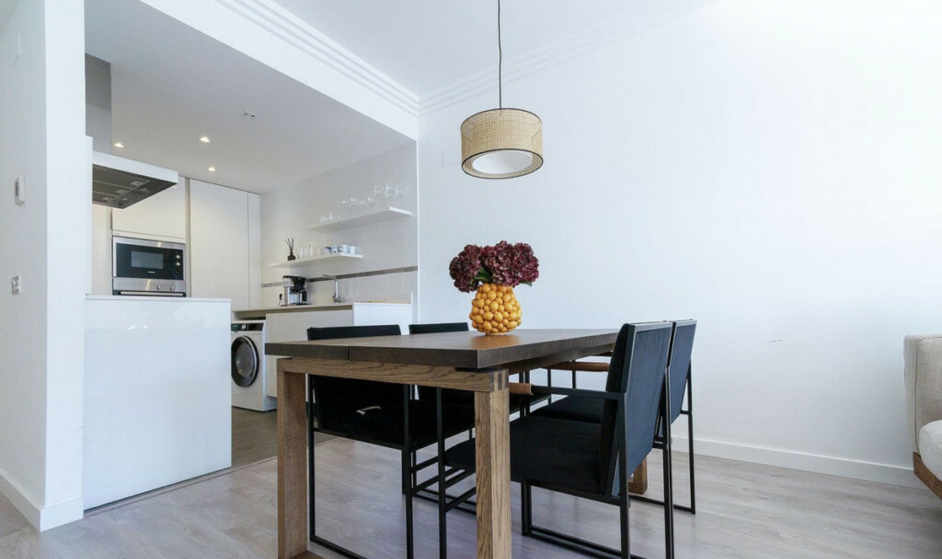 Resale - Apartment -
Benahavís