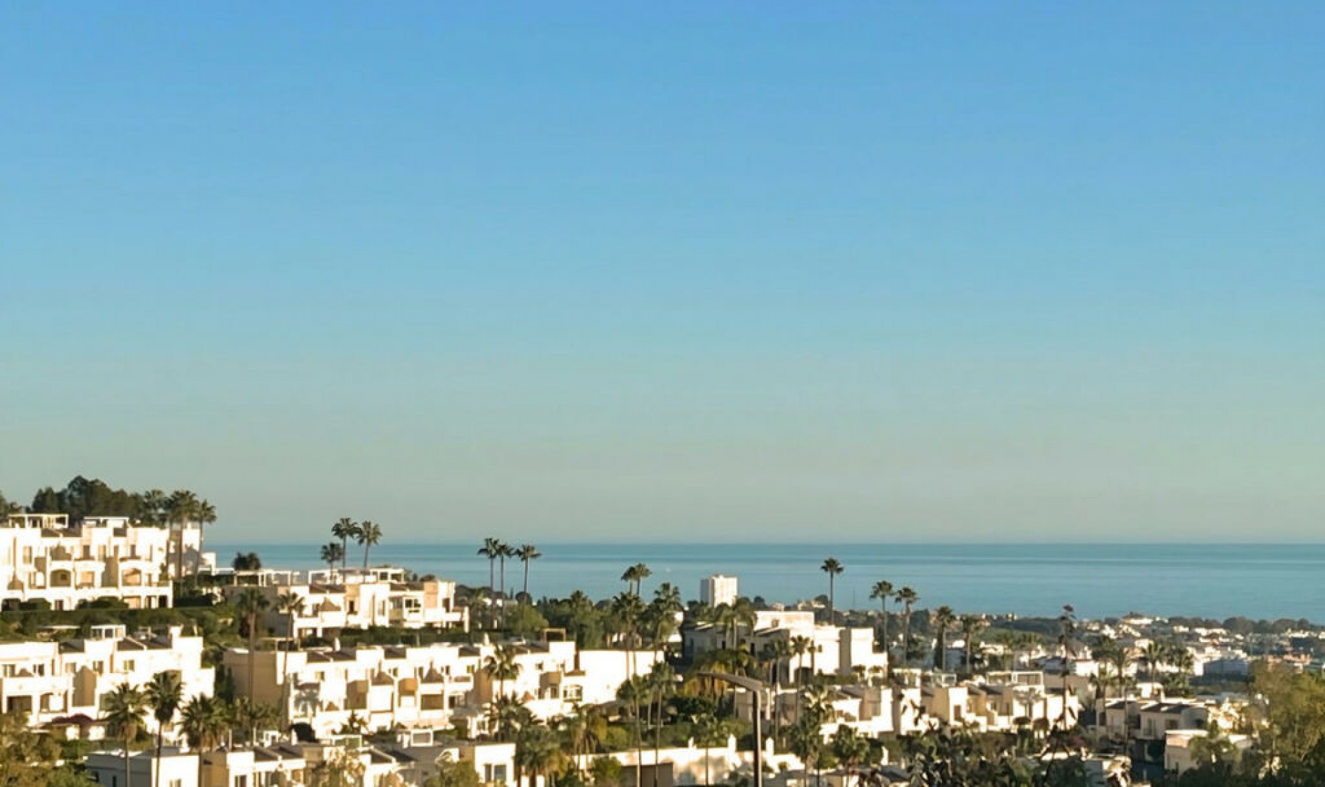 Resale - Apartment -
Benahavís