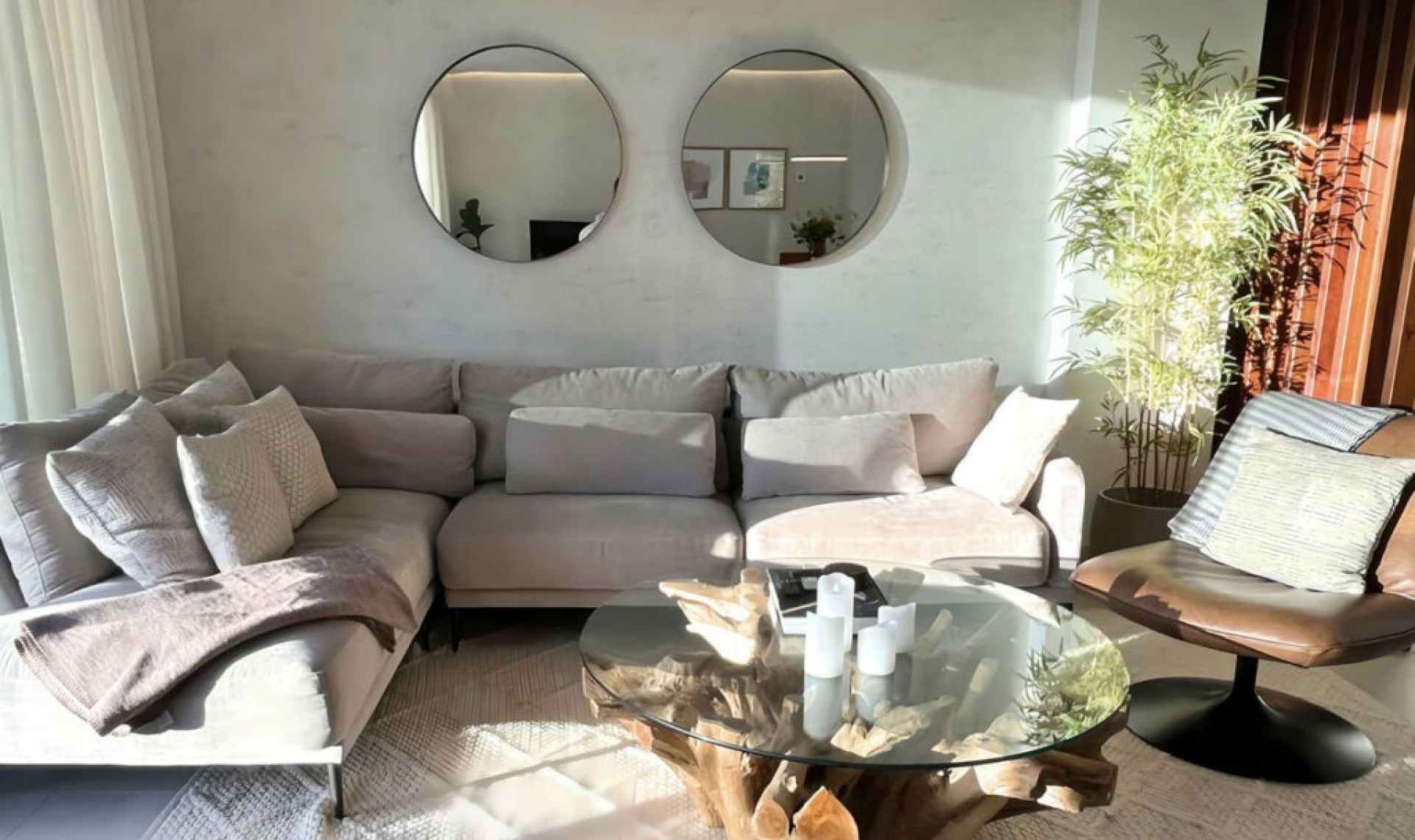 Resale - Apartment -
Benahavís