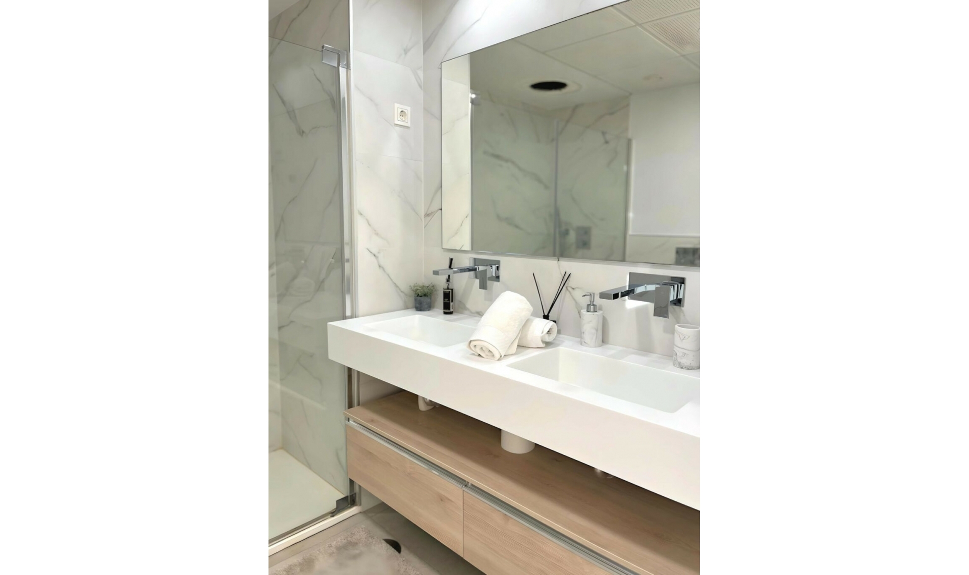 Resale - Apartment -
Benahavís