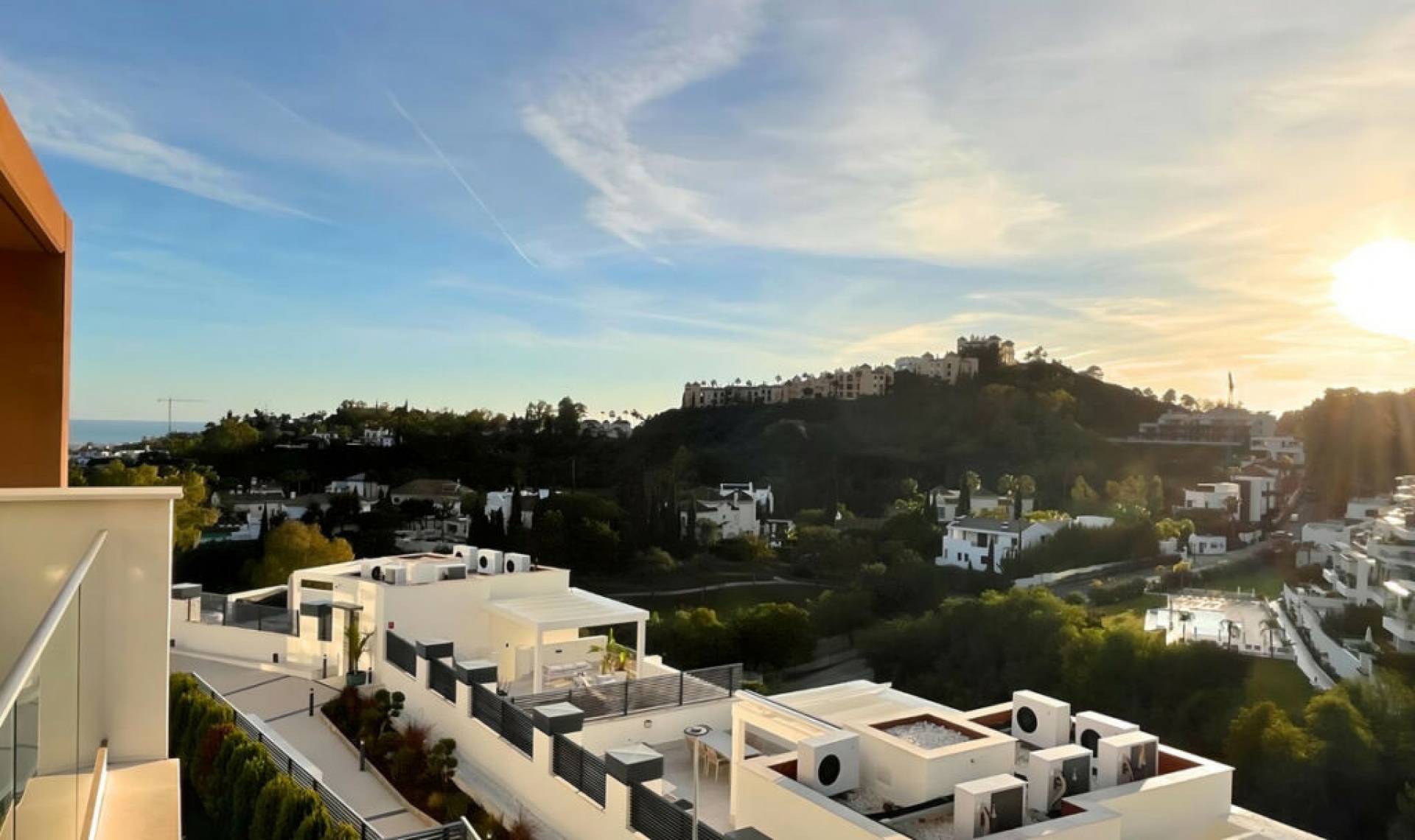 Resale - Apartment -
Benahavís