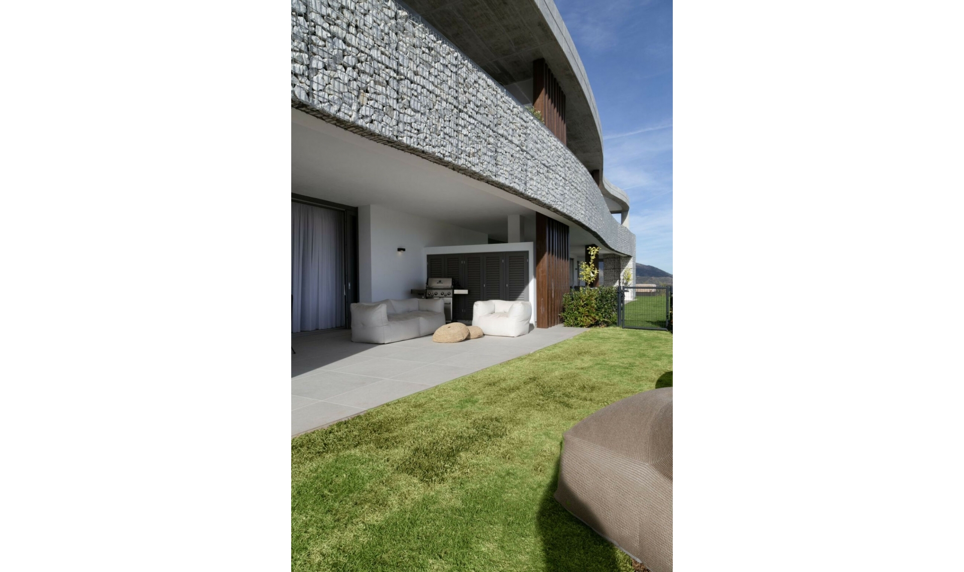 Resale - Apartment -
Benahavís