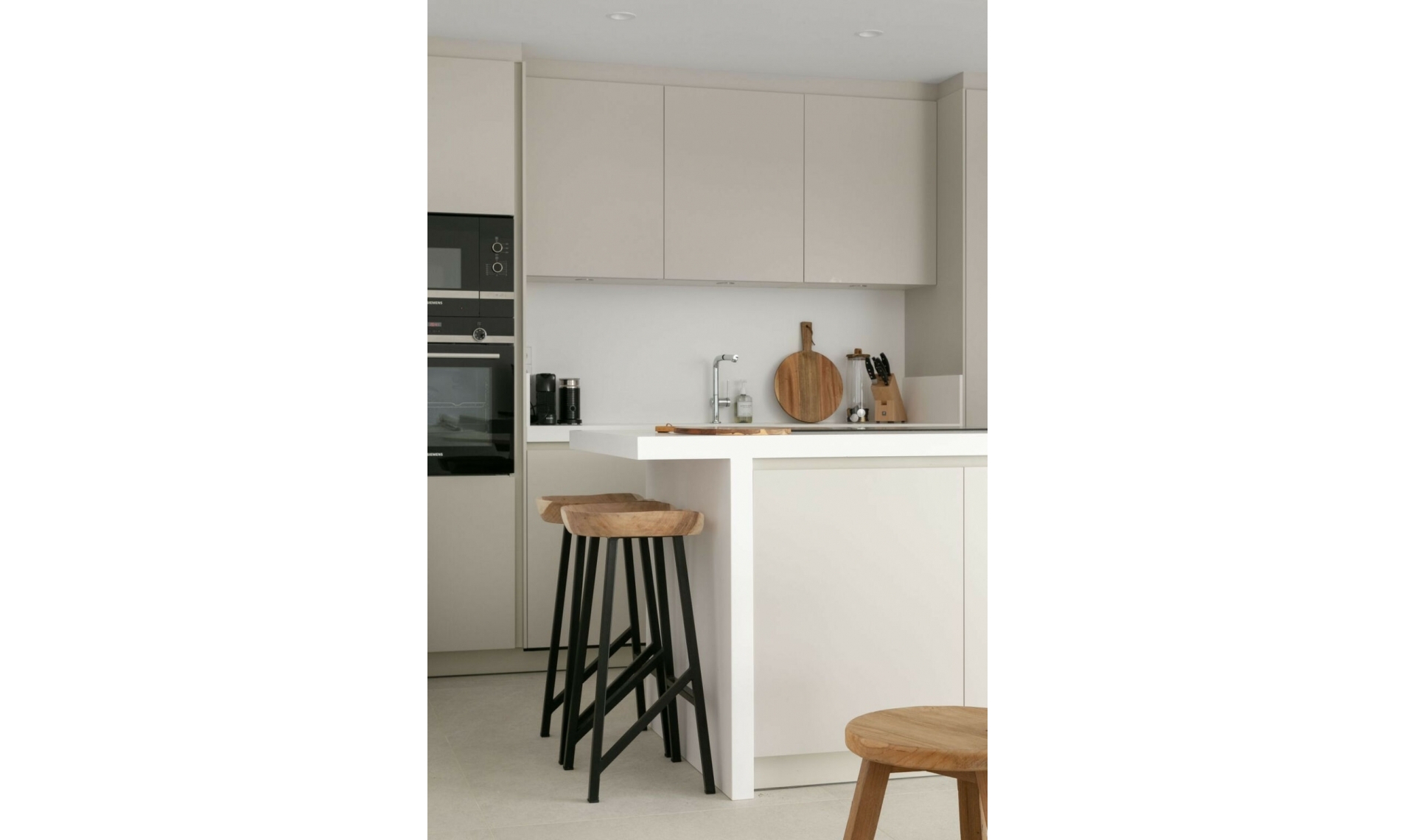 Resale - Apartment -
Benahavís