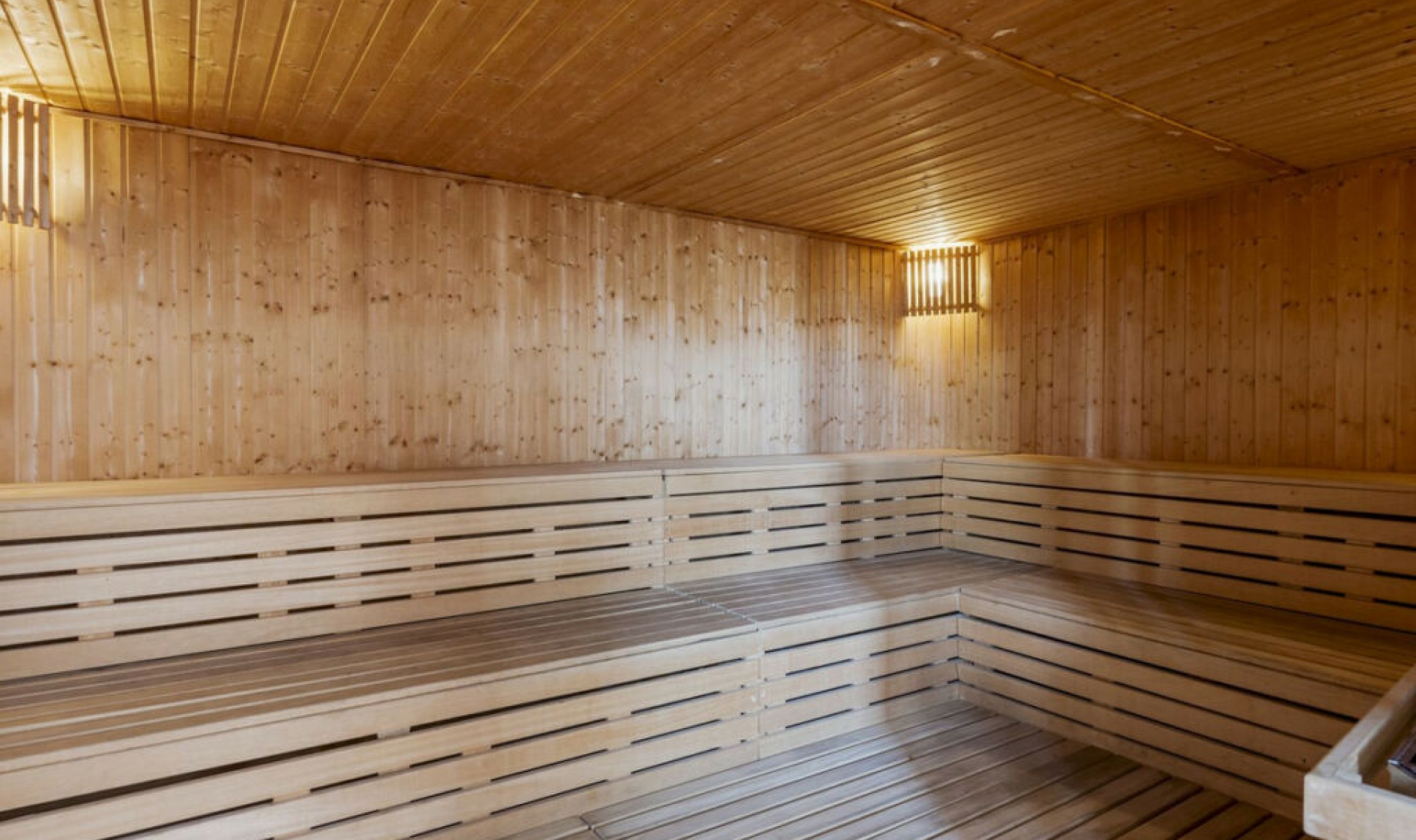 Resale - Apartment -
Benahavís