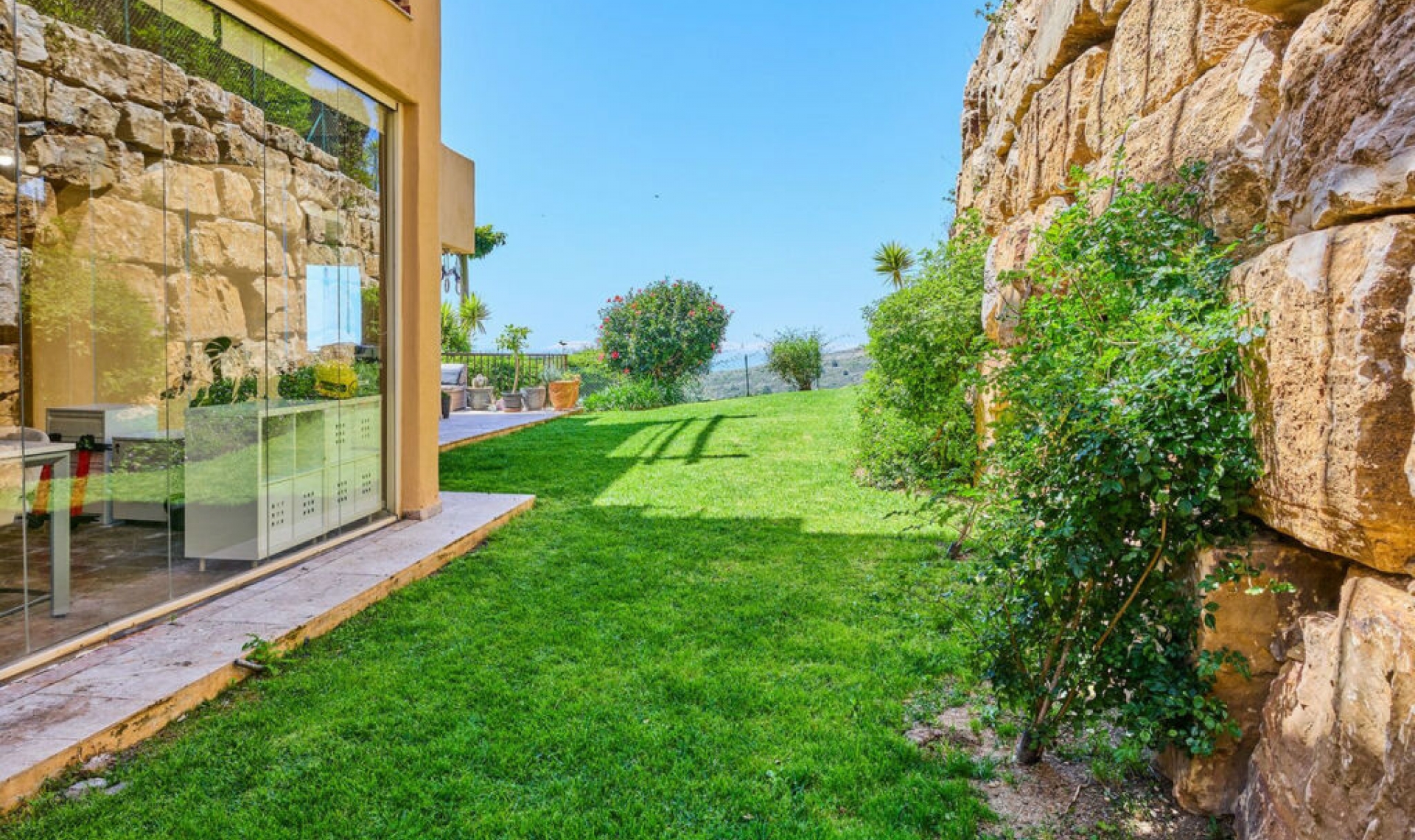 Resale - Apartment -
Benahavís