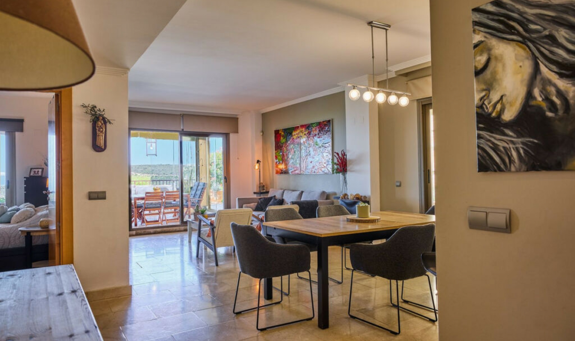Resale - Apartment -
Benahavís