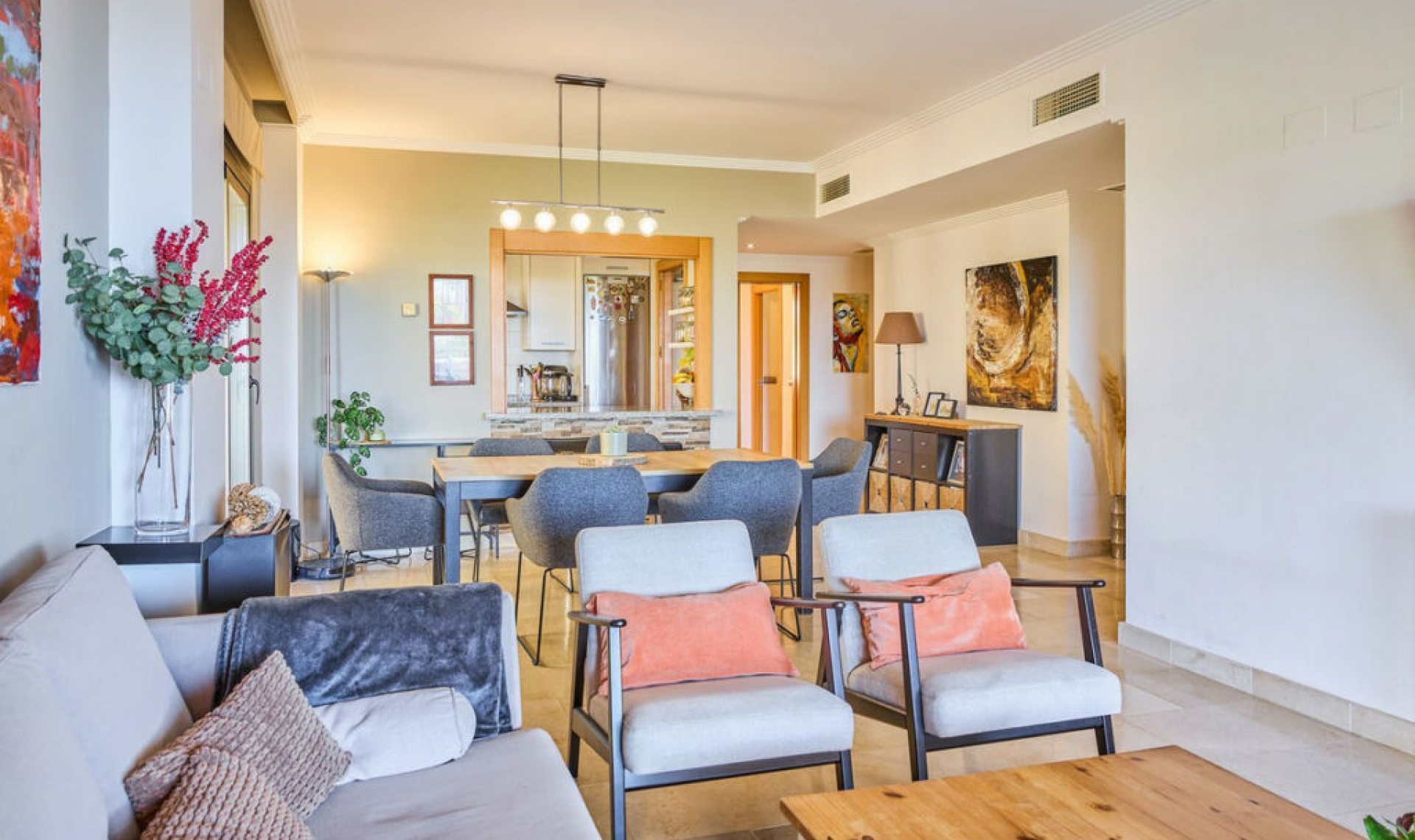 Resale - Apartment -
Benahavís
