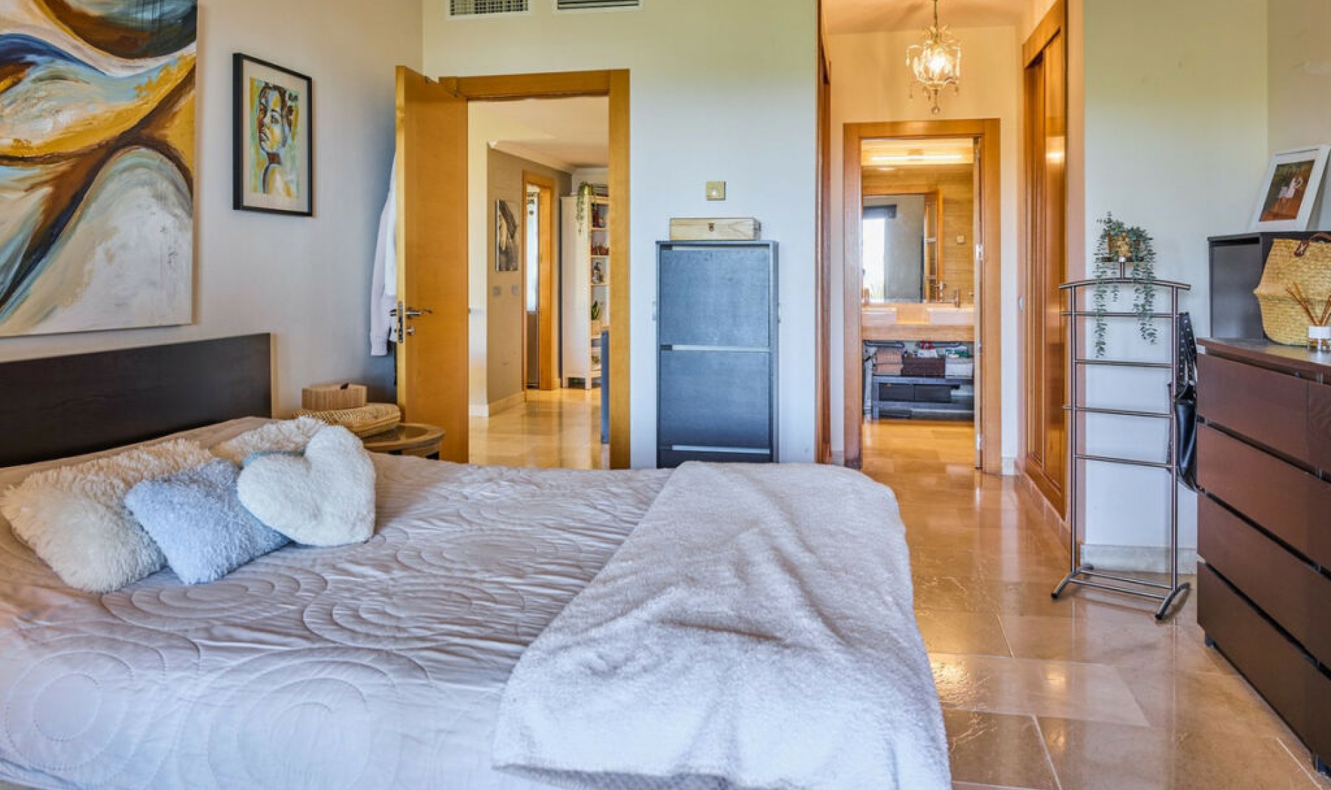 Resale - Apartment -
Benahavís