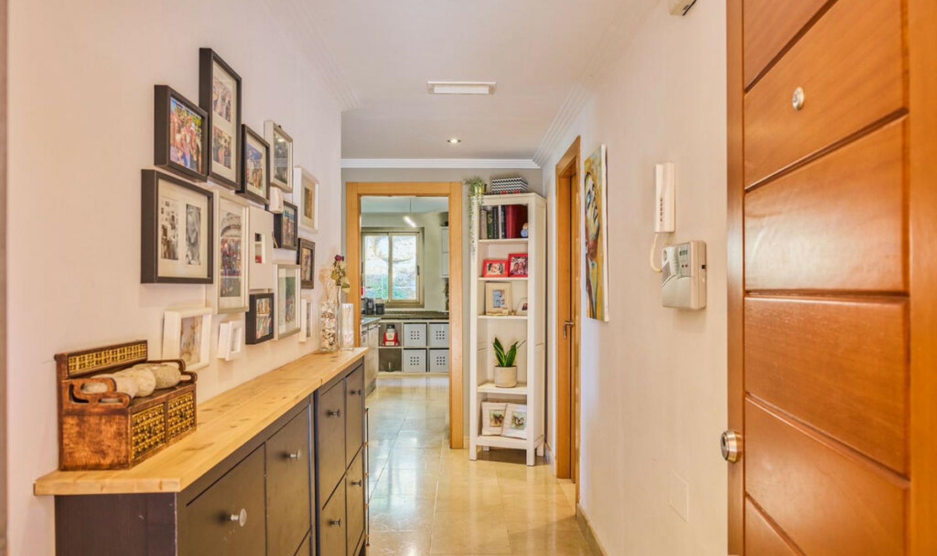 Resale - Apartment -
Benahavís