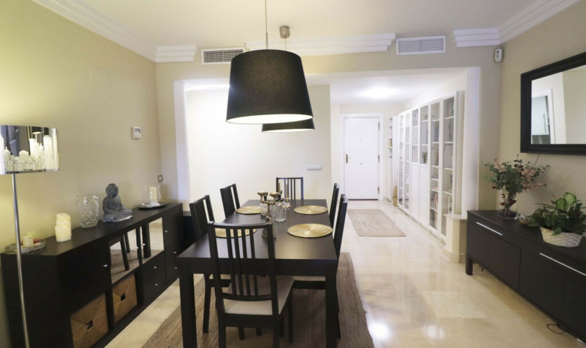 Resale - Apartment -
Benahavís
