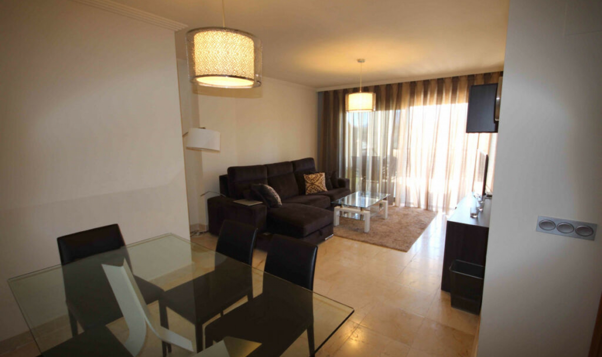 Resale - Apartment -
Benahavís