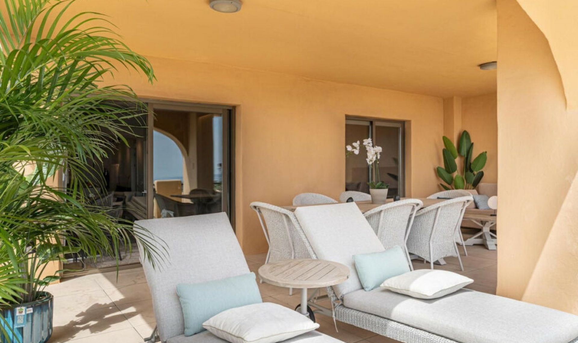 Resale - Apartment -
Benahavís