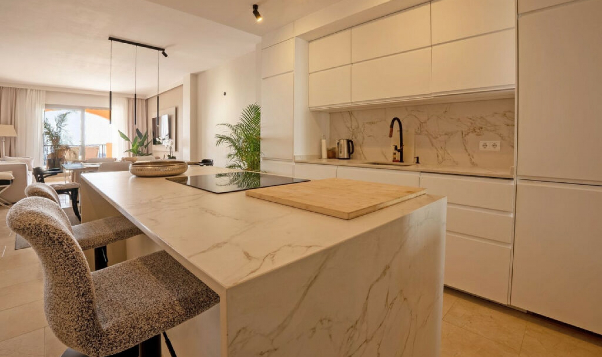 Resale - Apartment -
Benahavís