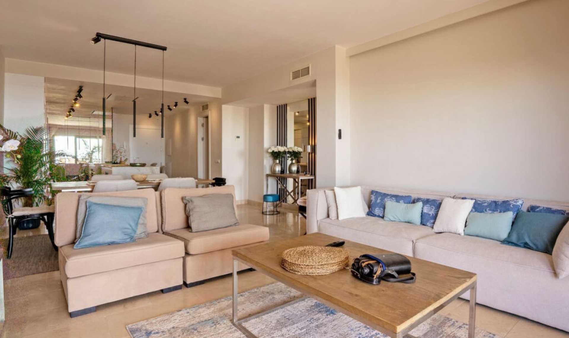 Resale - Apartment -
Benahavís