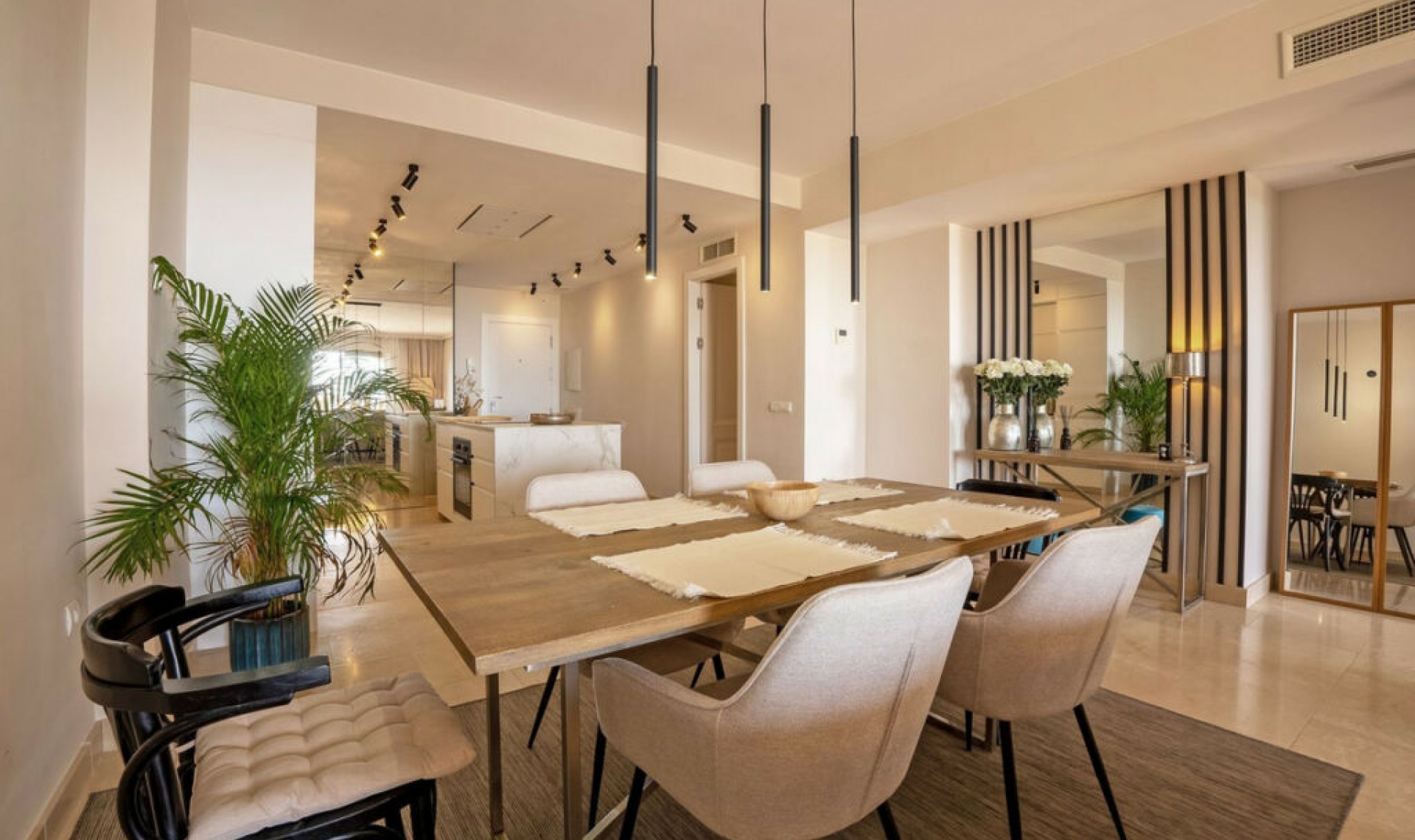 Resale - Apartment -
Benahavís