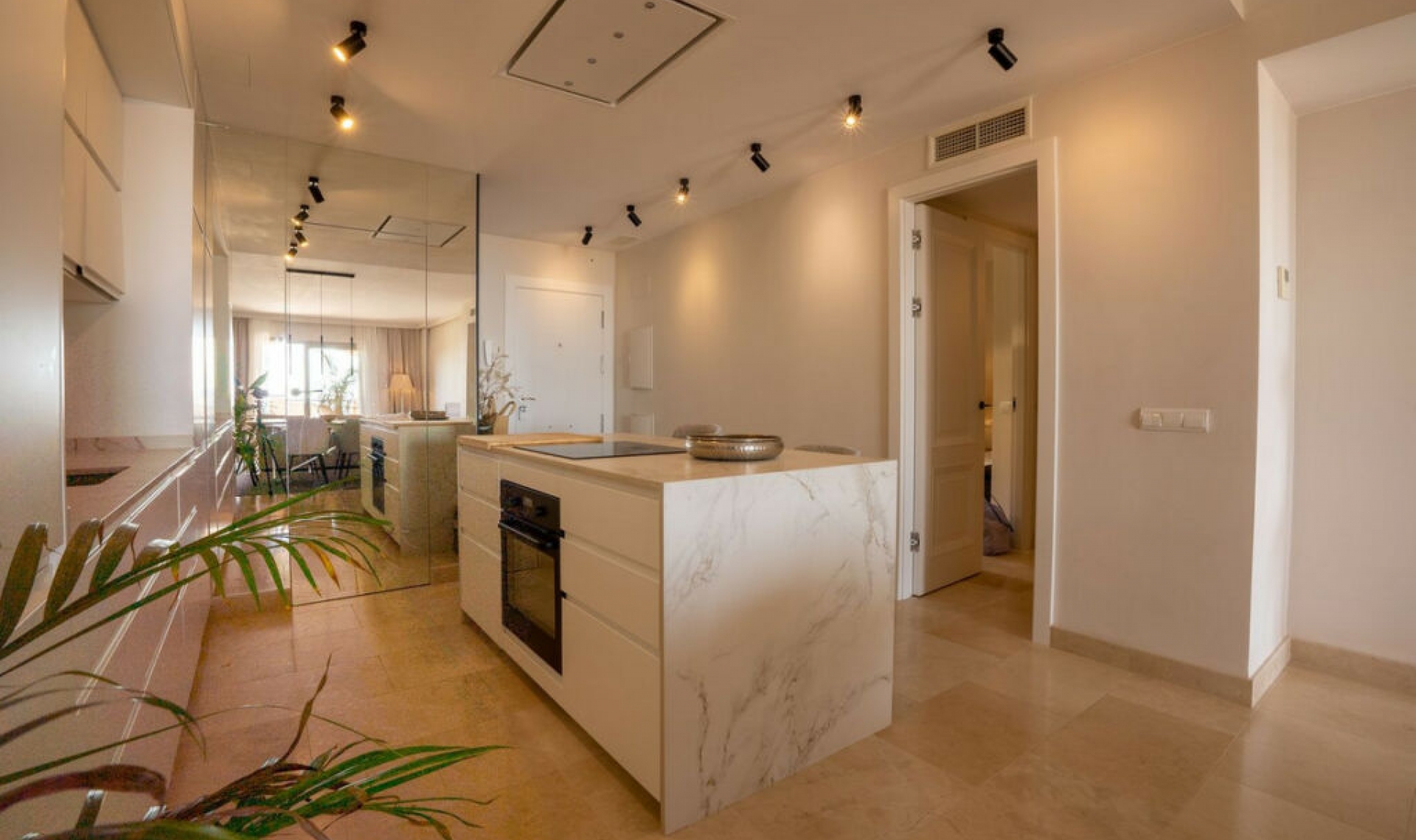 Resale - Apartment -
Benahavís