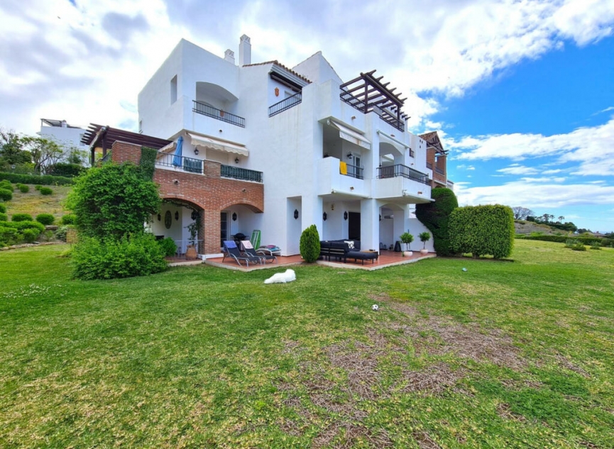 Resale - Apartment -
Benahavís